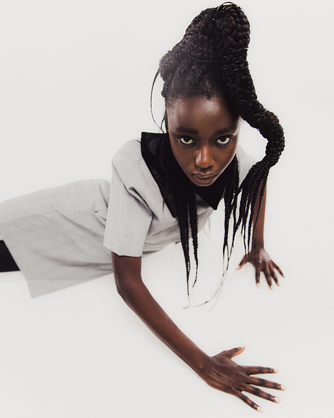 TEMPORALITY — Look 11