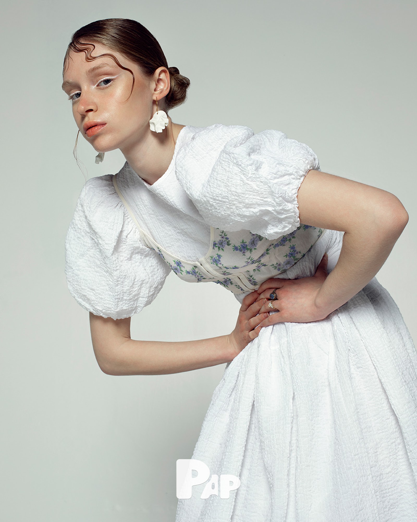 SWAN LAKE — Look 2