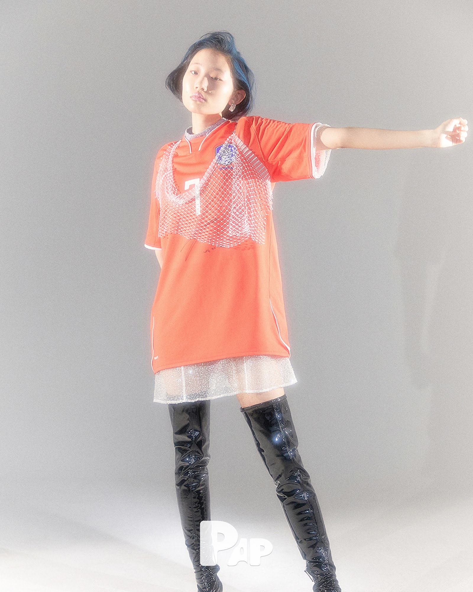 NEW WAYS TO WEAR SOCCER JERSEY — Look 9