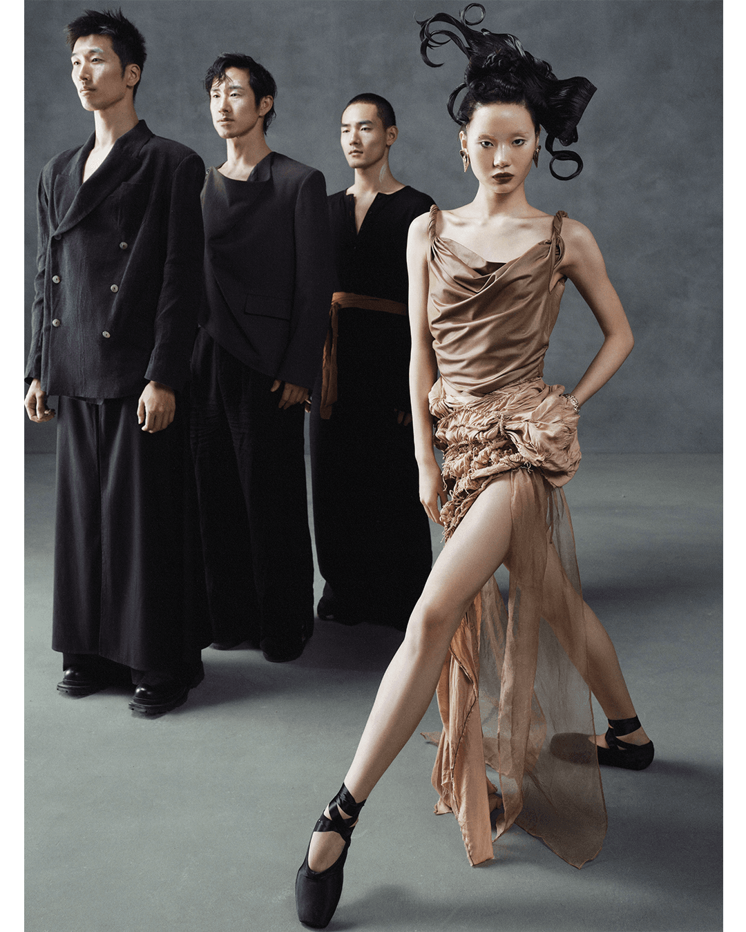 Suspended Between — Look 12