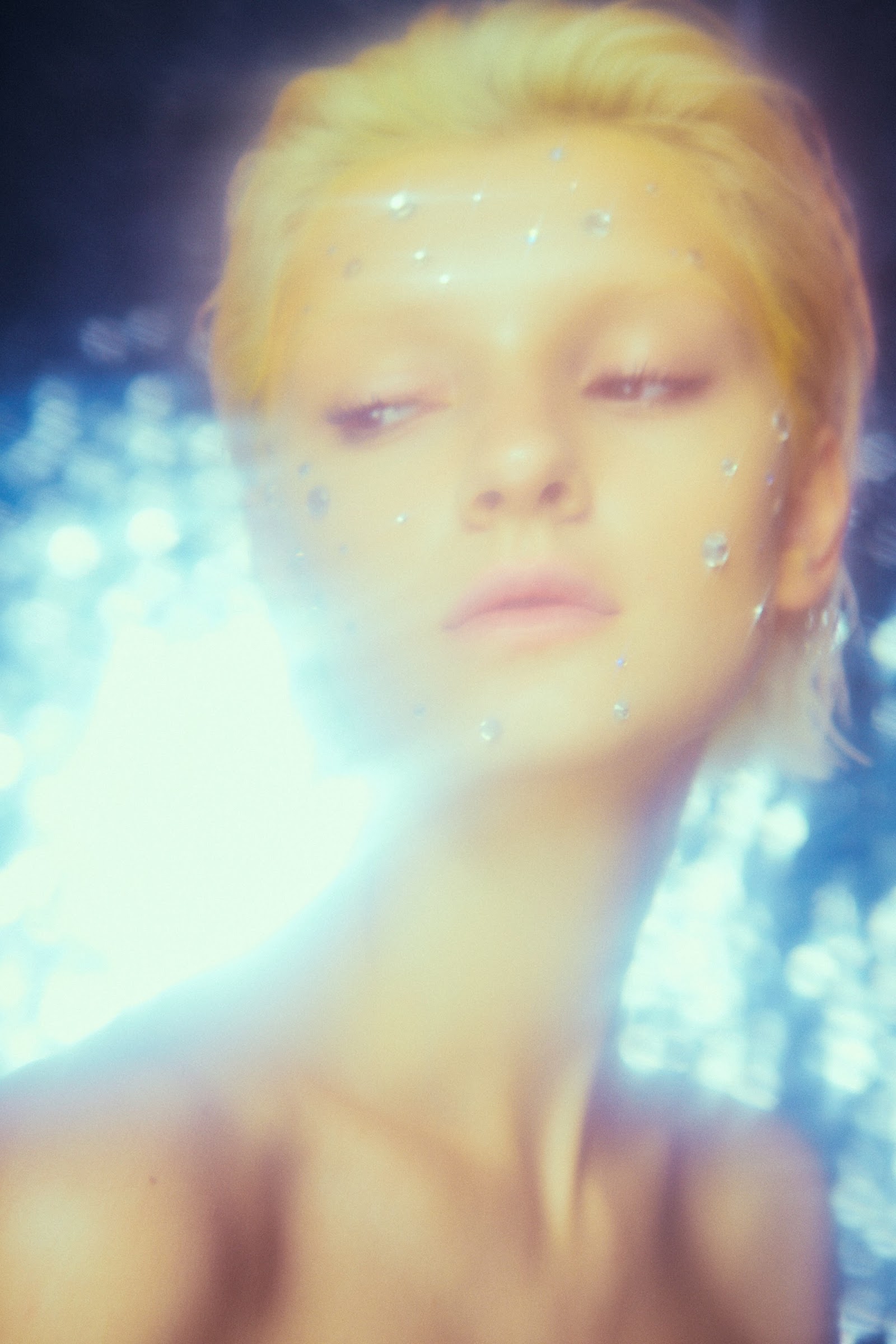CONTEMPORARY — Look 6