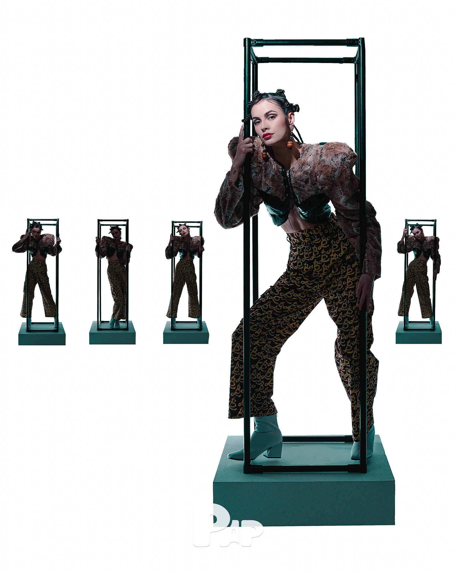 PIECE DE RESISTANCE — Look 6