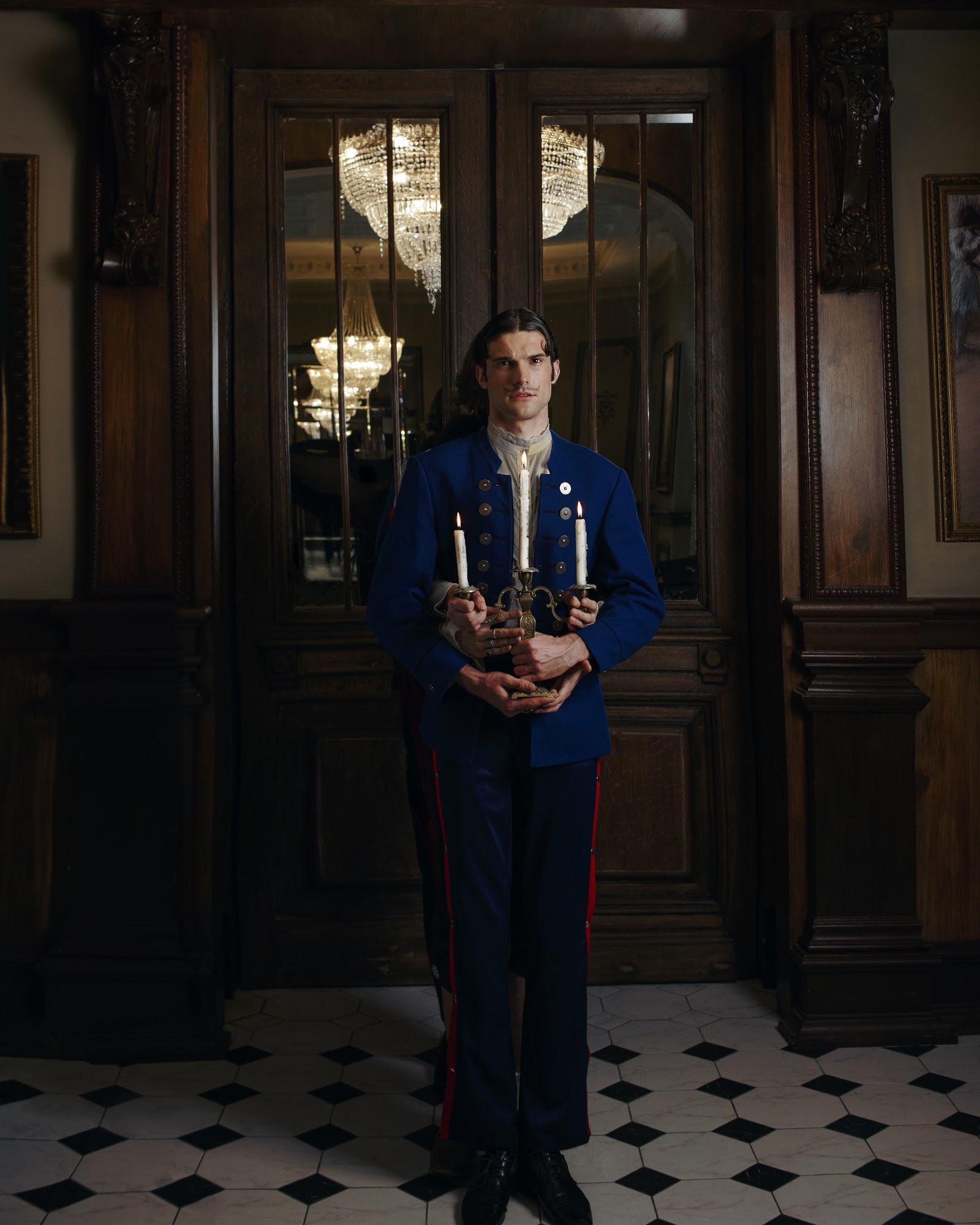 WHAT WE DO IN THE SHADOWS — Look 7