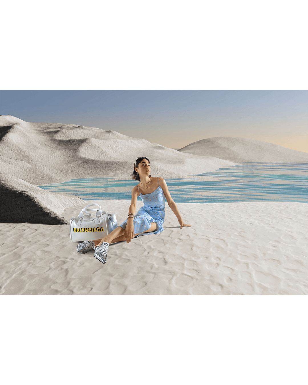 BETWEEN SEA AND SKY — Look 12