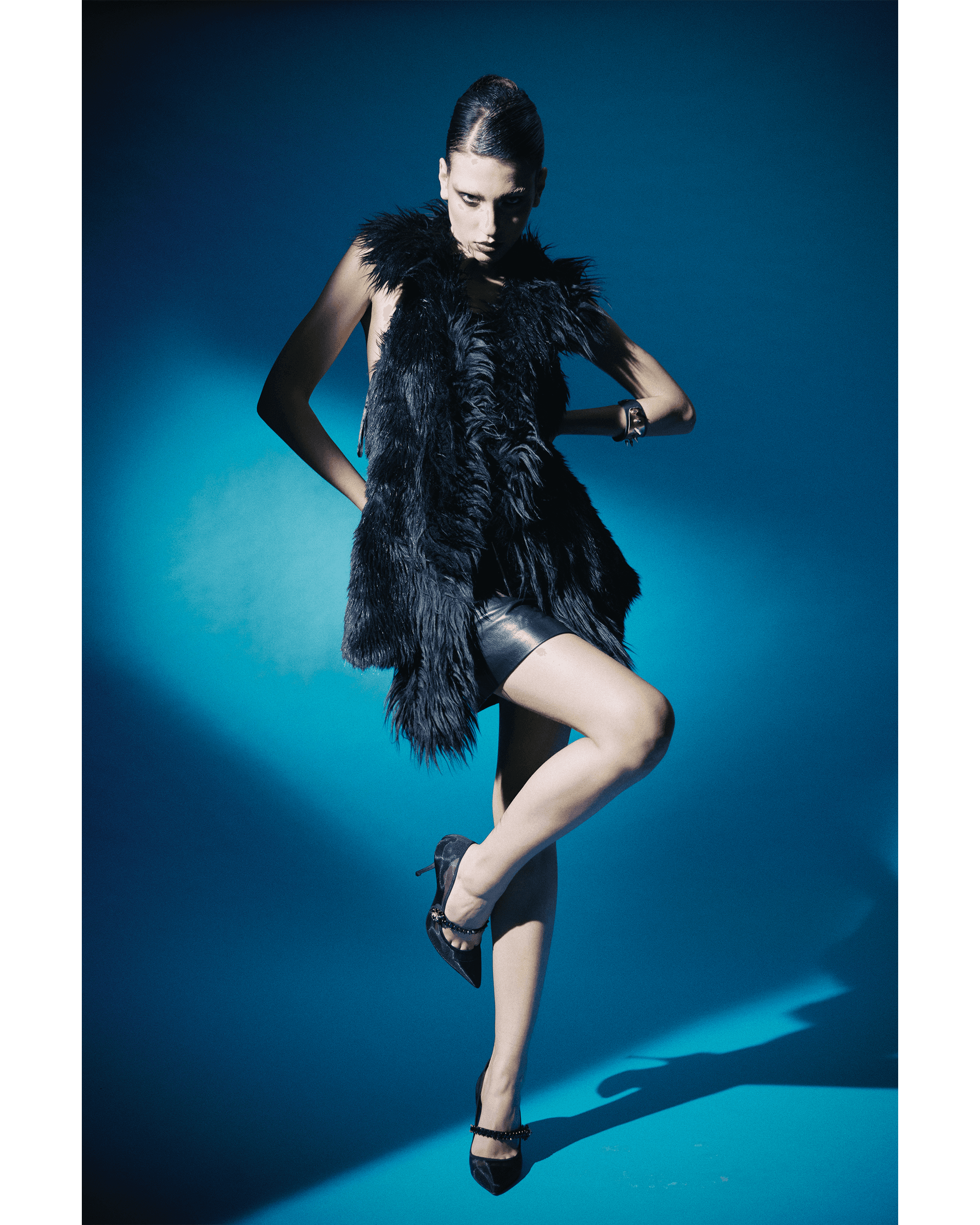 Dark Dominion — Look 9