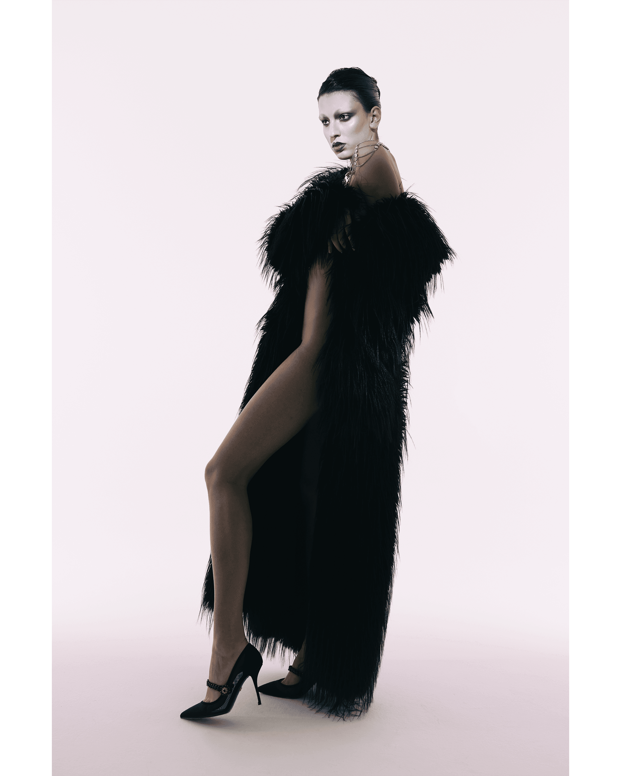 Dark Dominion — Look 13