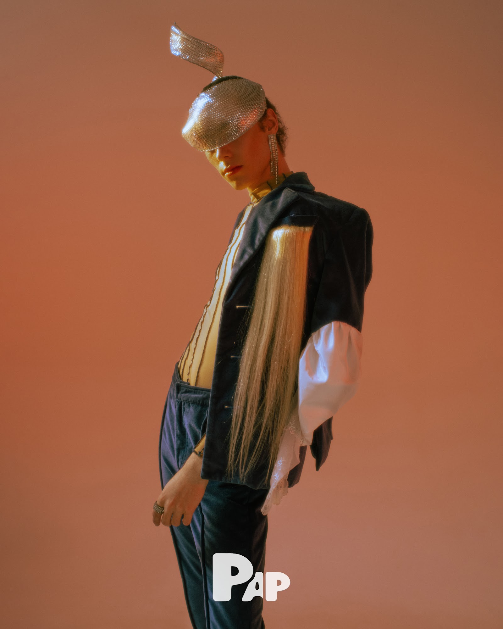 SIMPLY IRRESISTABLE — Look 3