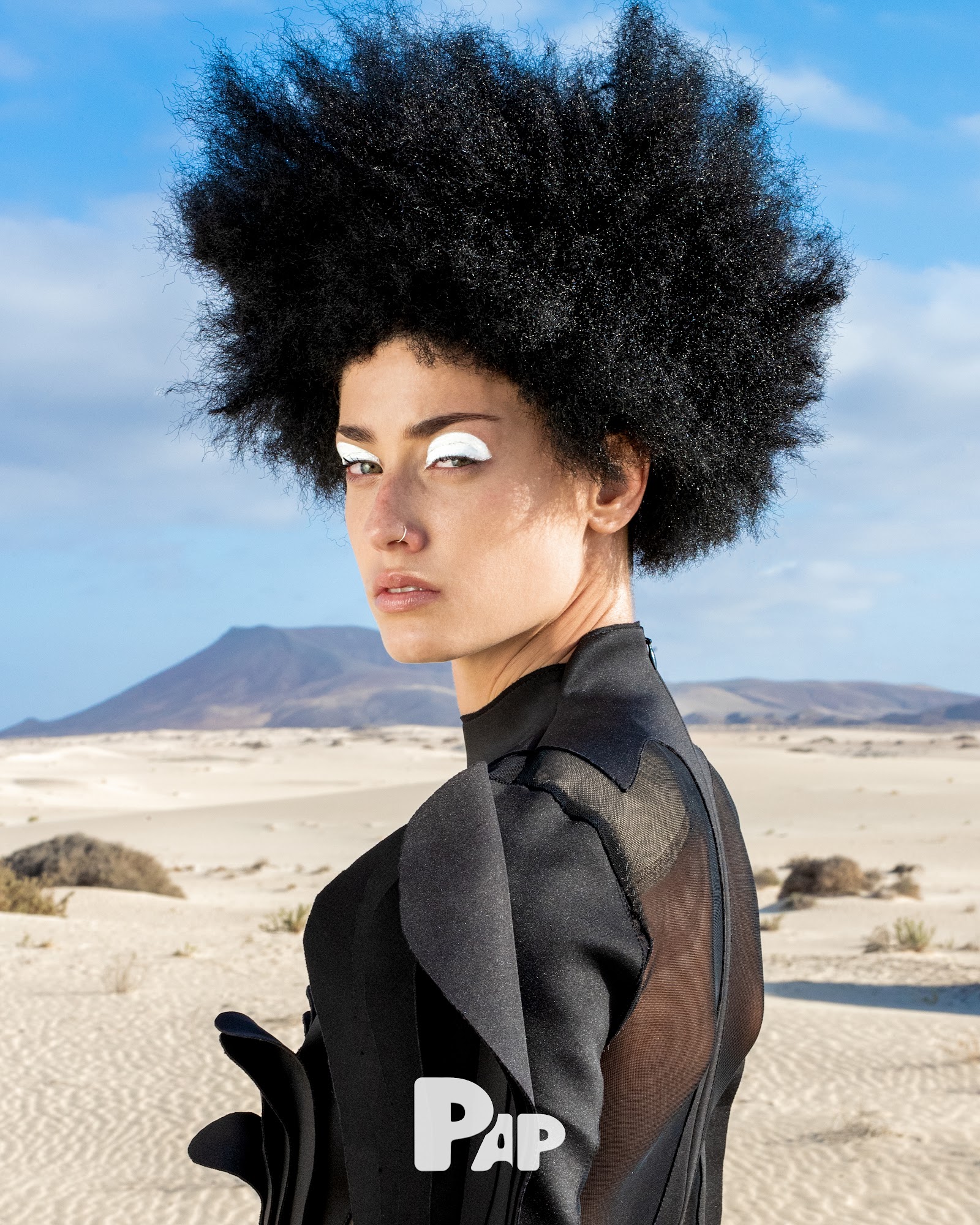 OCEANIA — Look 10