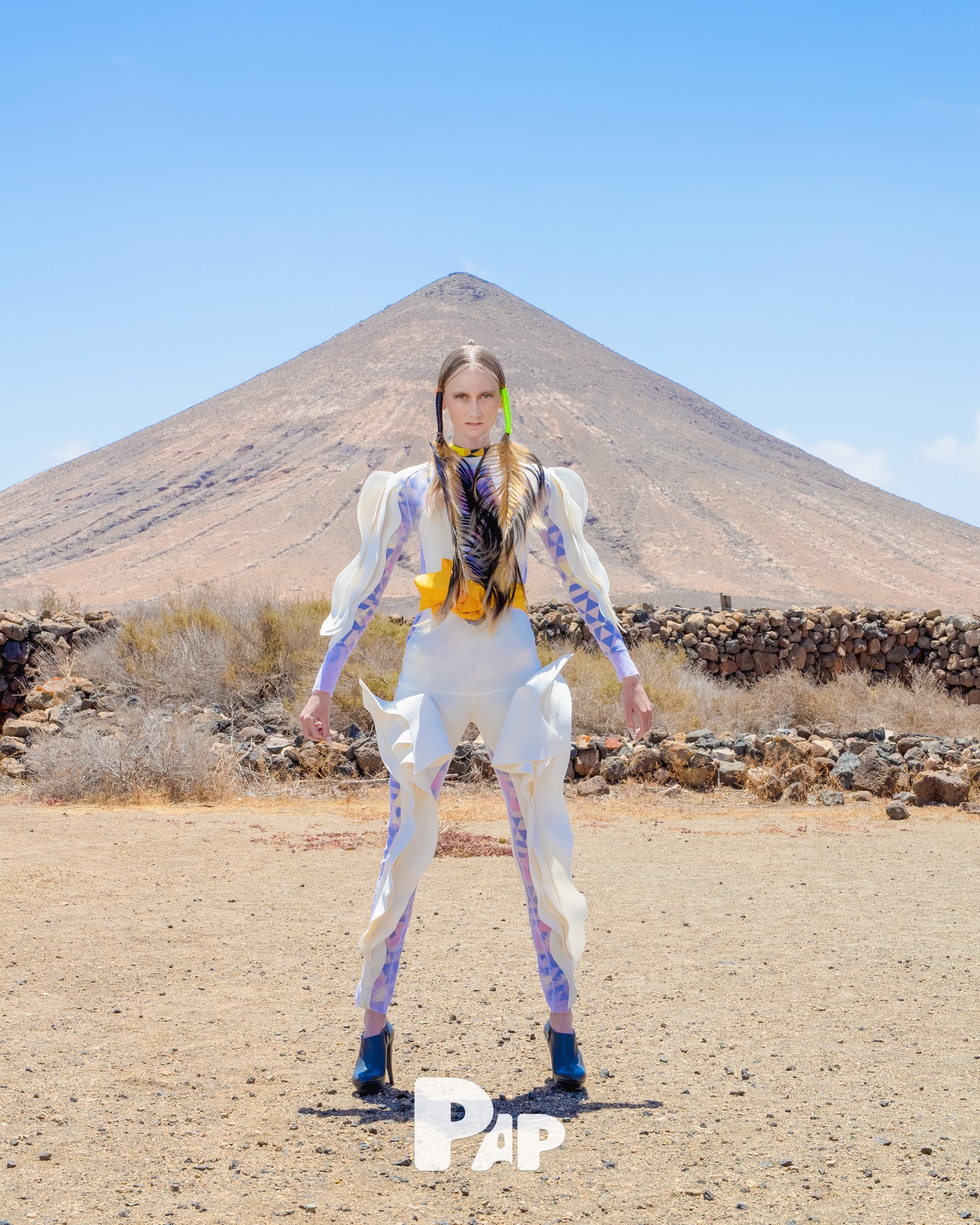 OCEANIA — Look 13