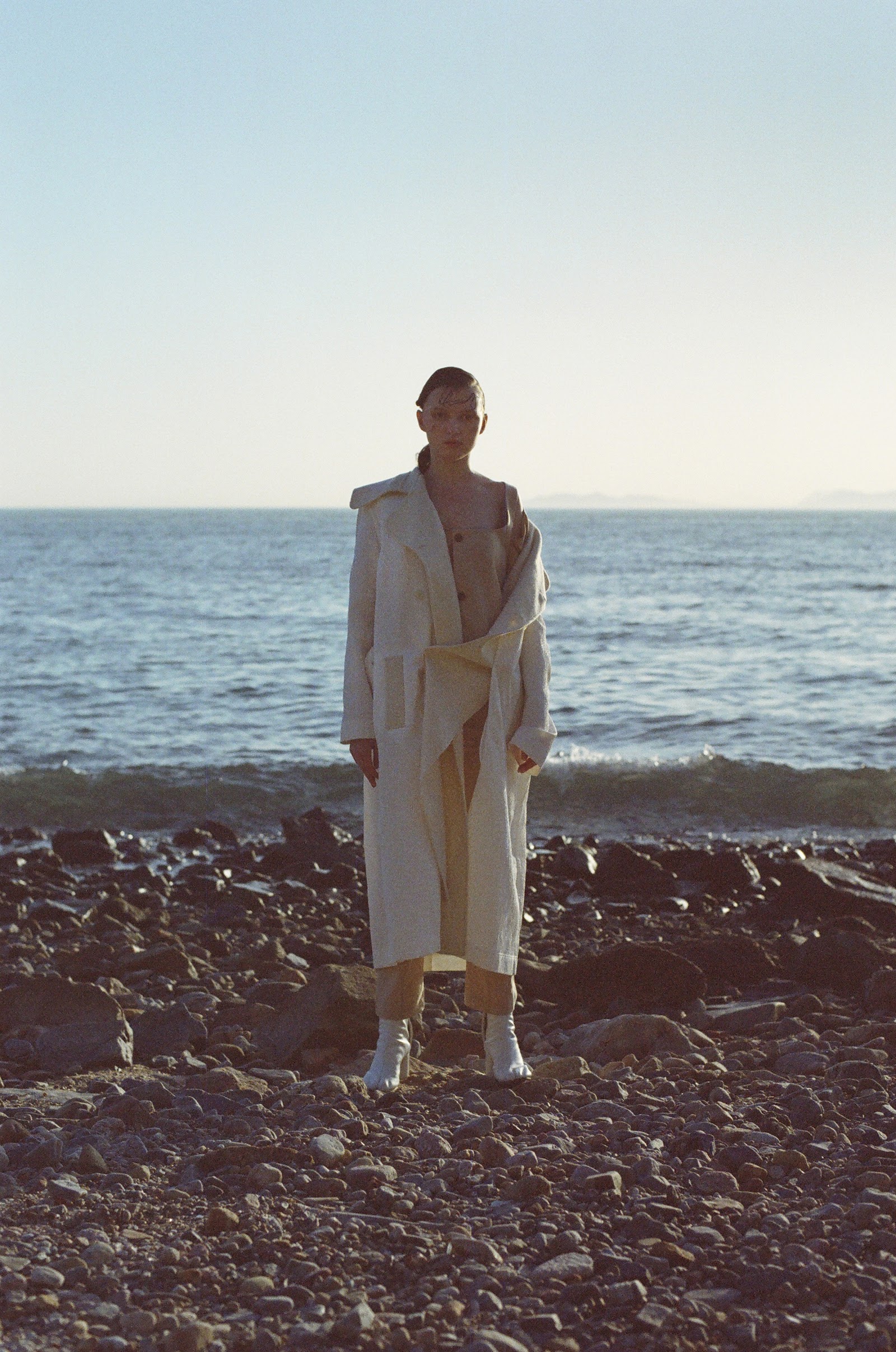 NOBODY KNOWS WHAT HAD HAPPENED — Look 8