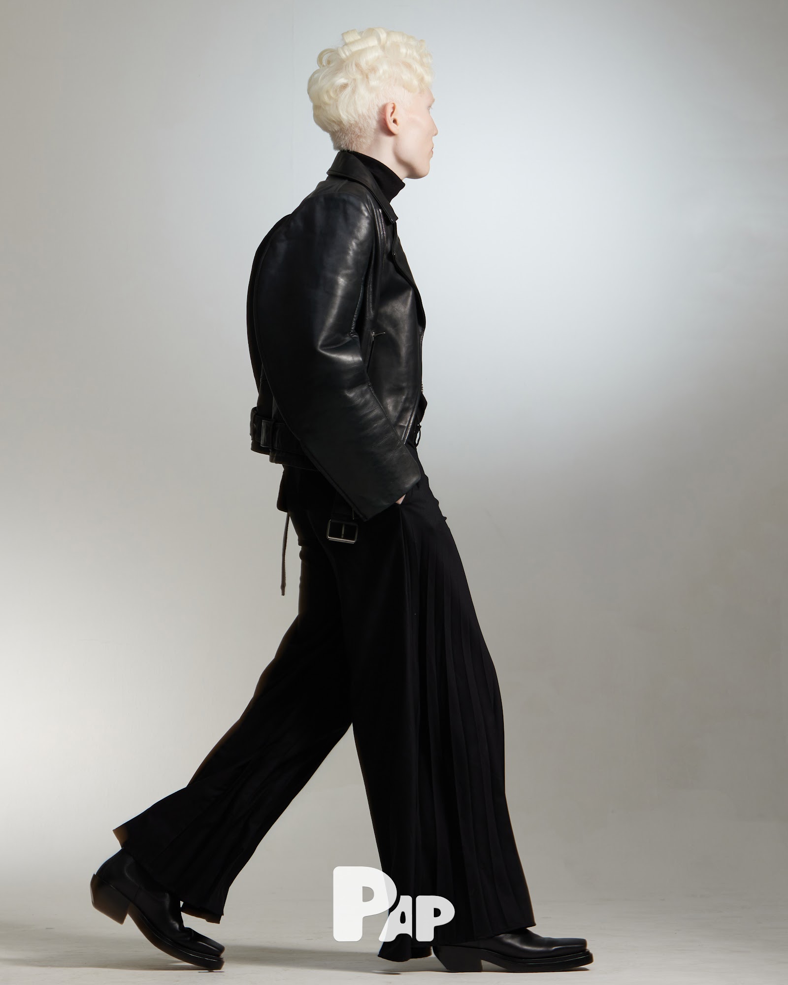 SAME KIND — Look 12