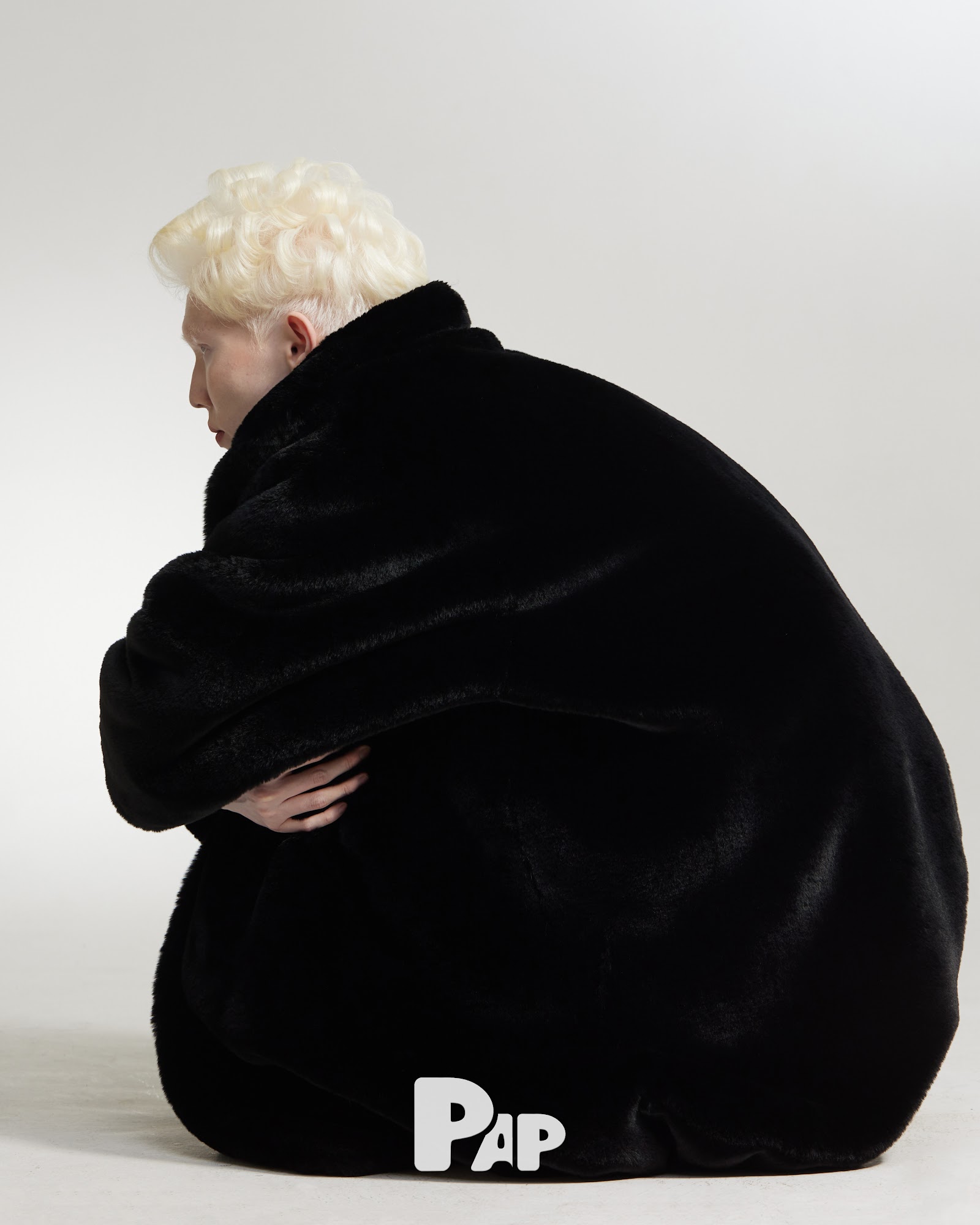 SAME KIND — Look 15