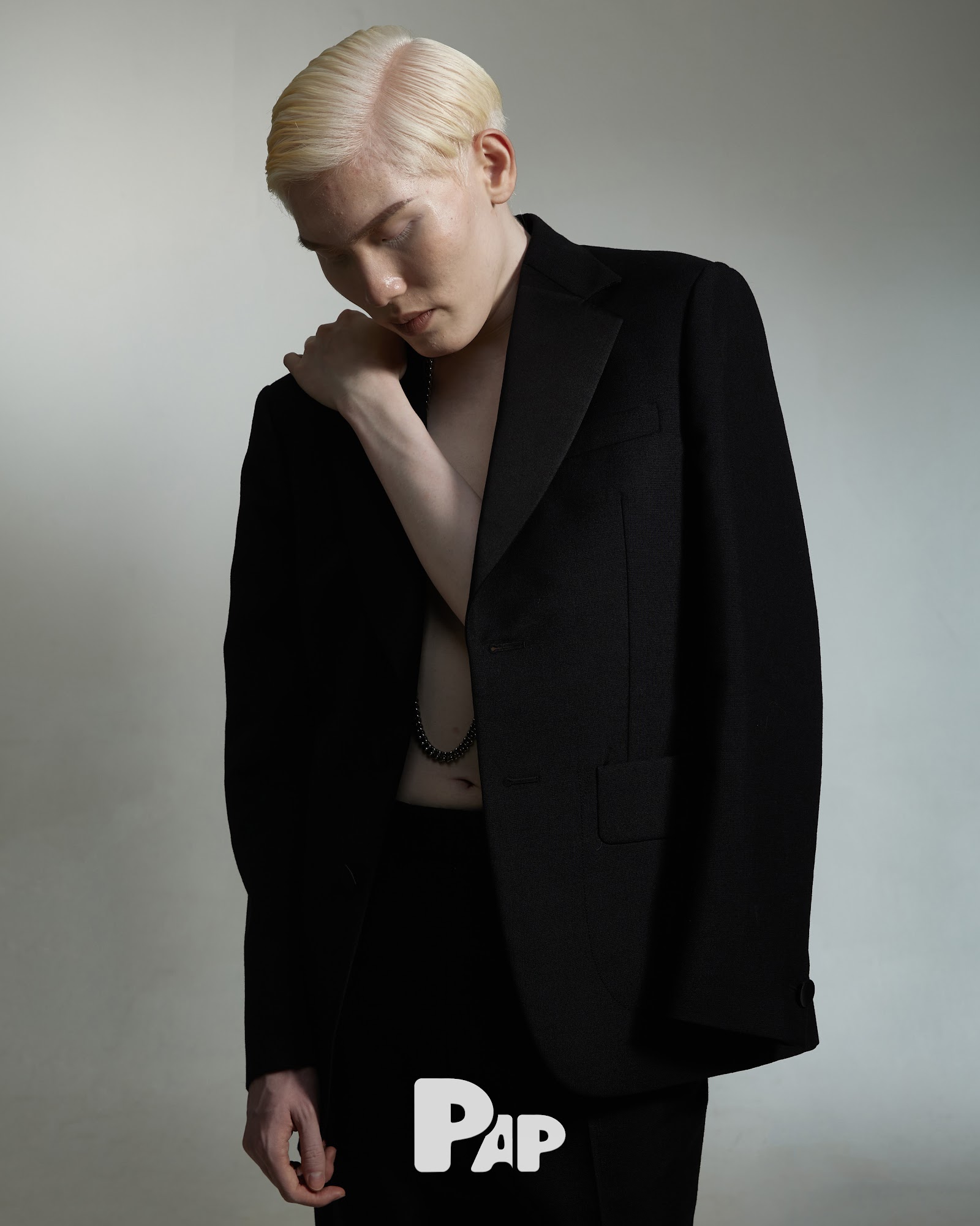 SAME KIND — Look 17