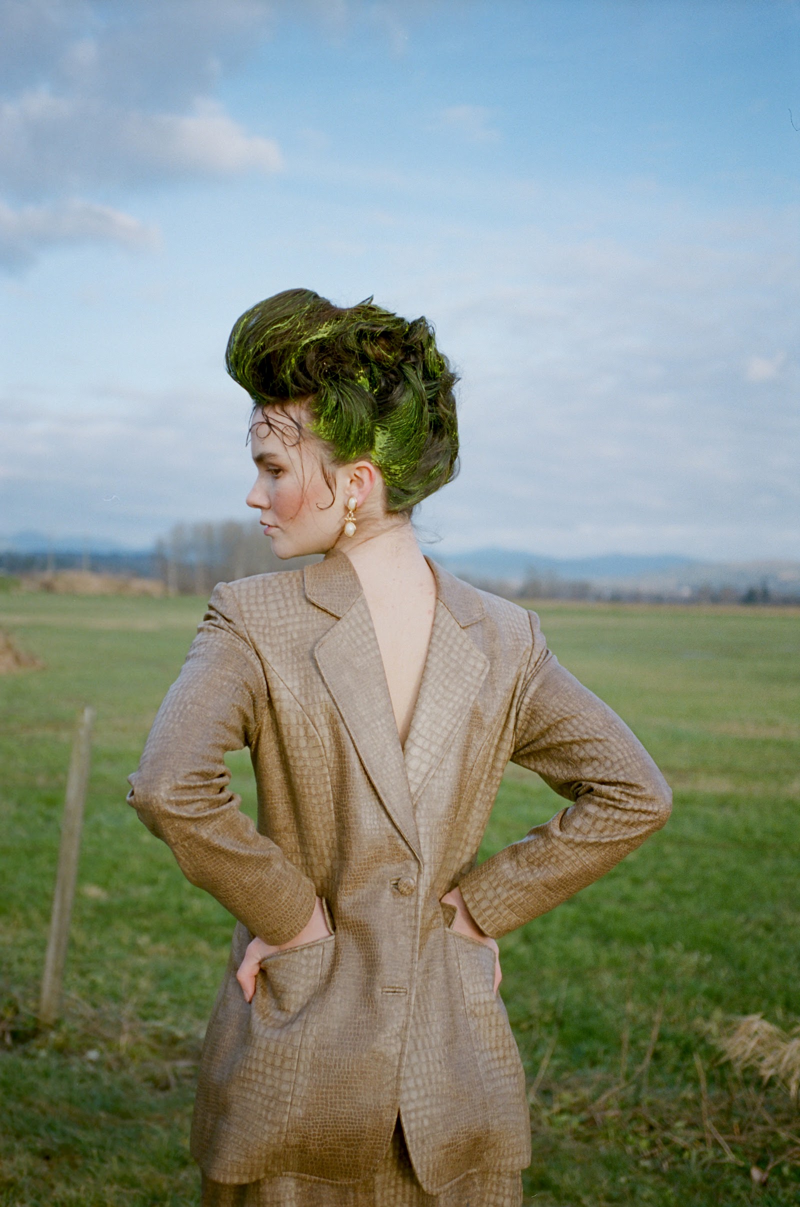 ROAD SONGS — Look 6