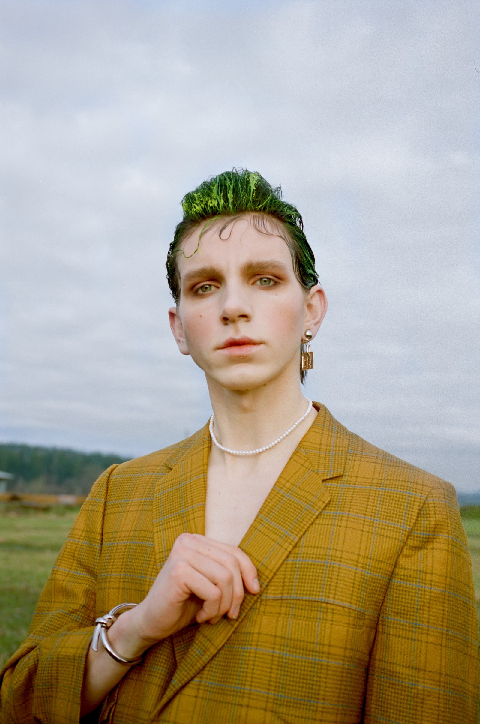 ROAD SONGS — Look 12