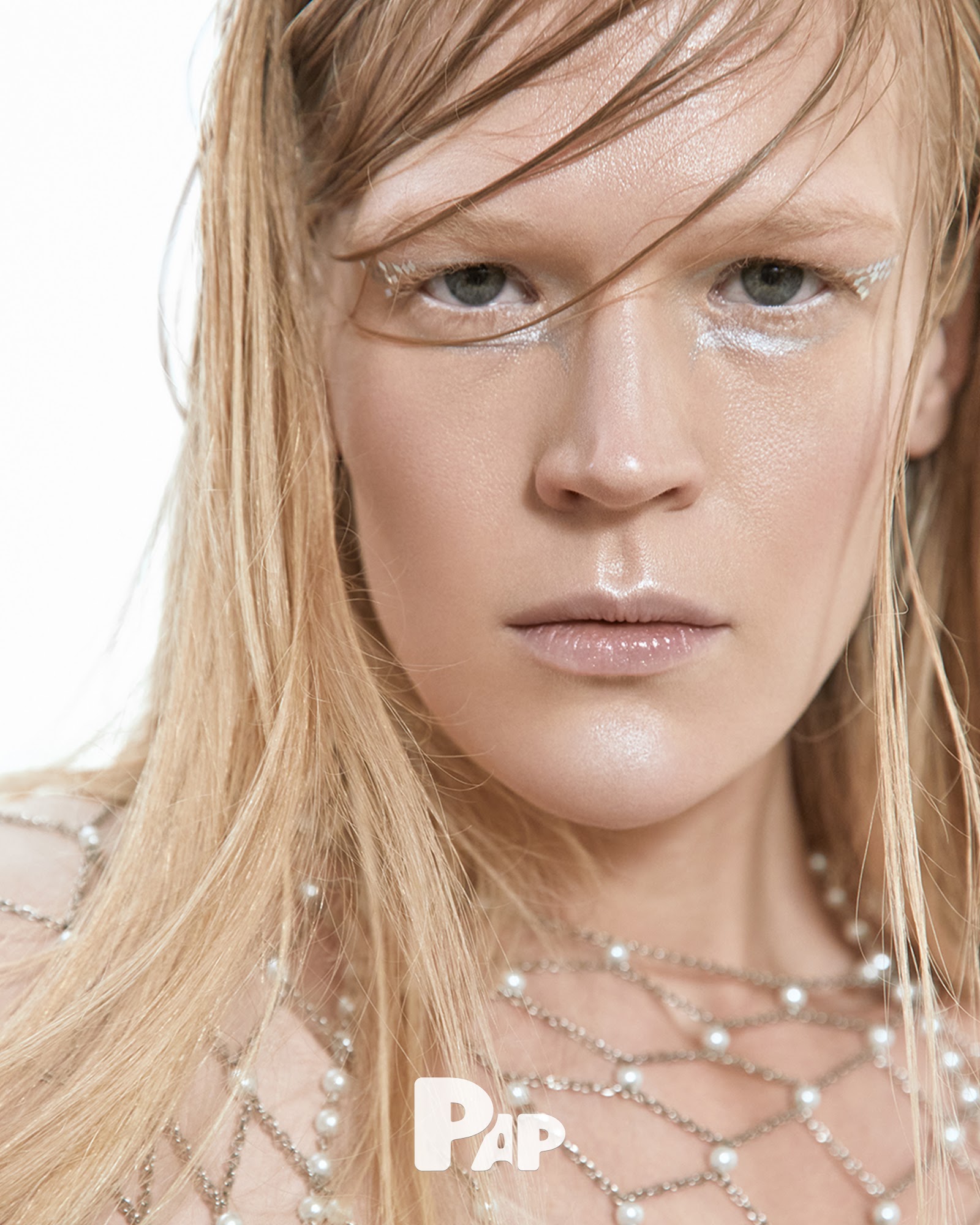 CRYSTAL — Look 4