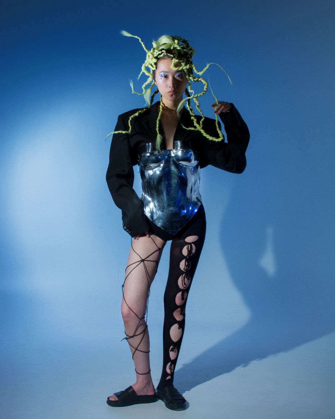ALIEN FLOWER — Look 6