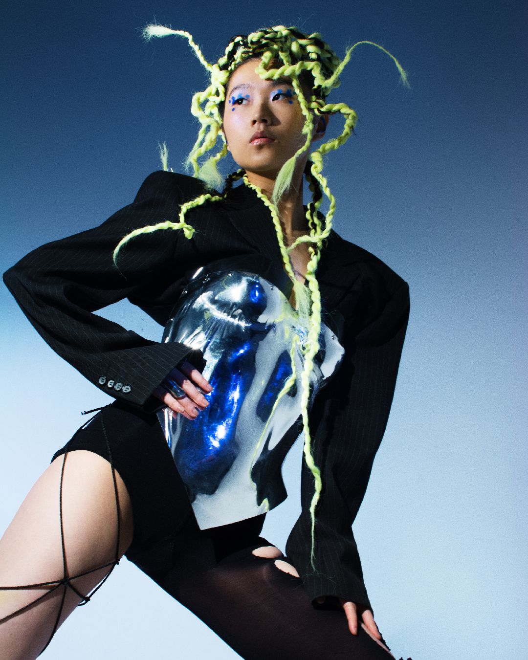 ALIEN FLOWER — Look 7