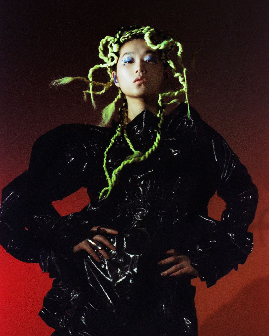 ALIEN FLOWER — Look 10