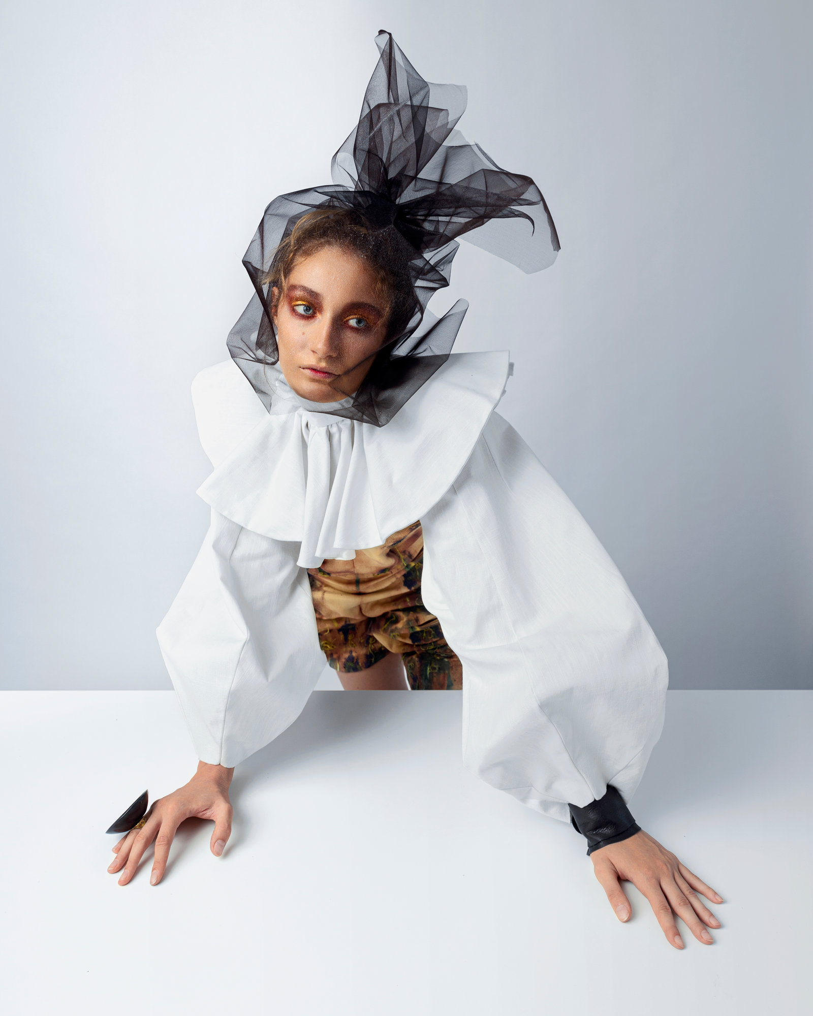 TALE PORTRAITS — Look 2