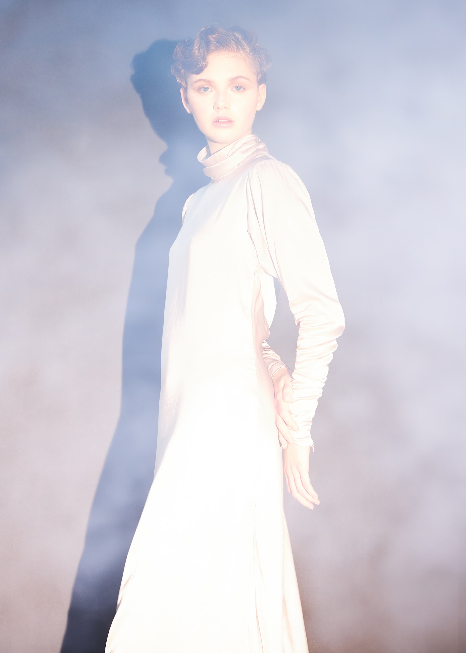 BETWEEN RAYS OF LIGHT — Look 8