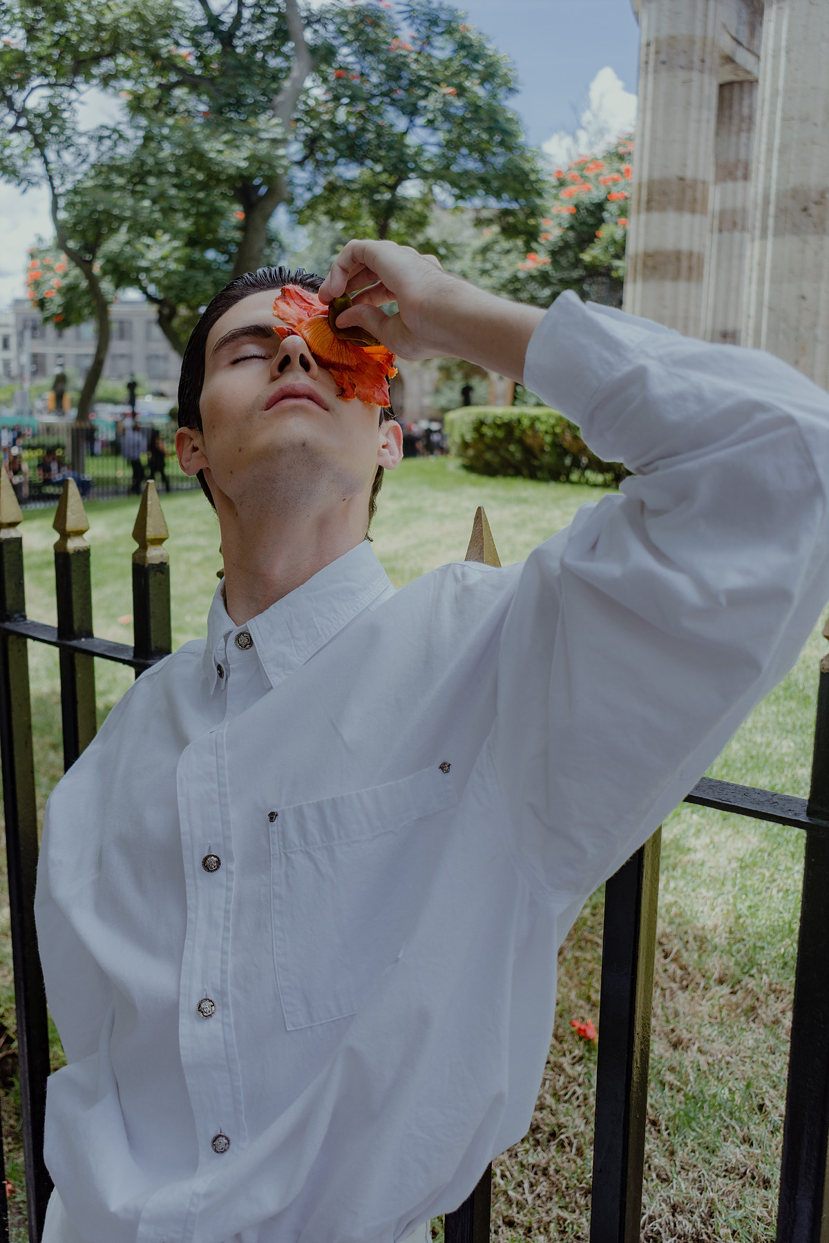HOMETOWN — Look 12
