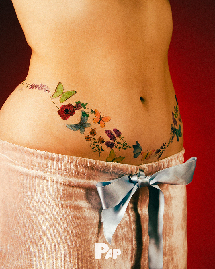 BLOOMING RED — Look 4