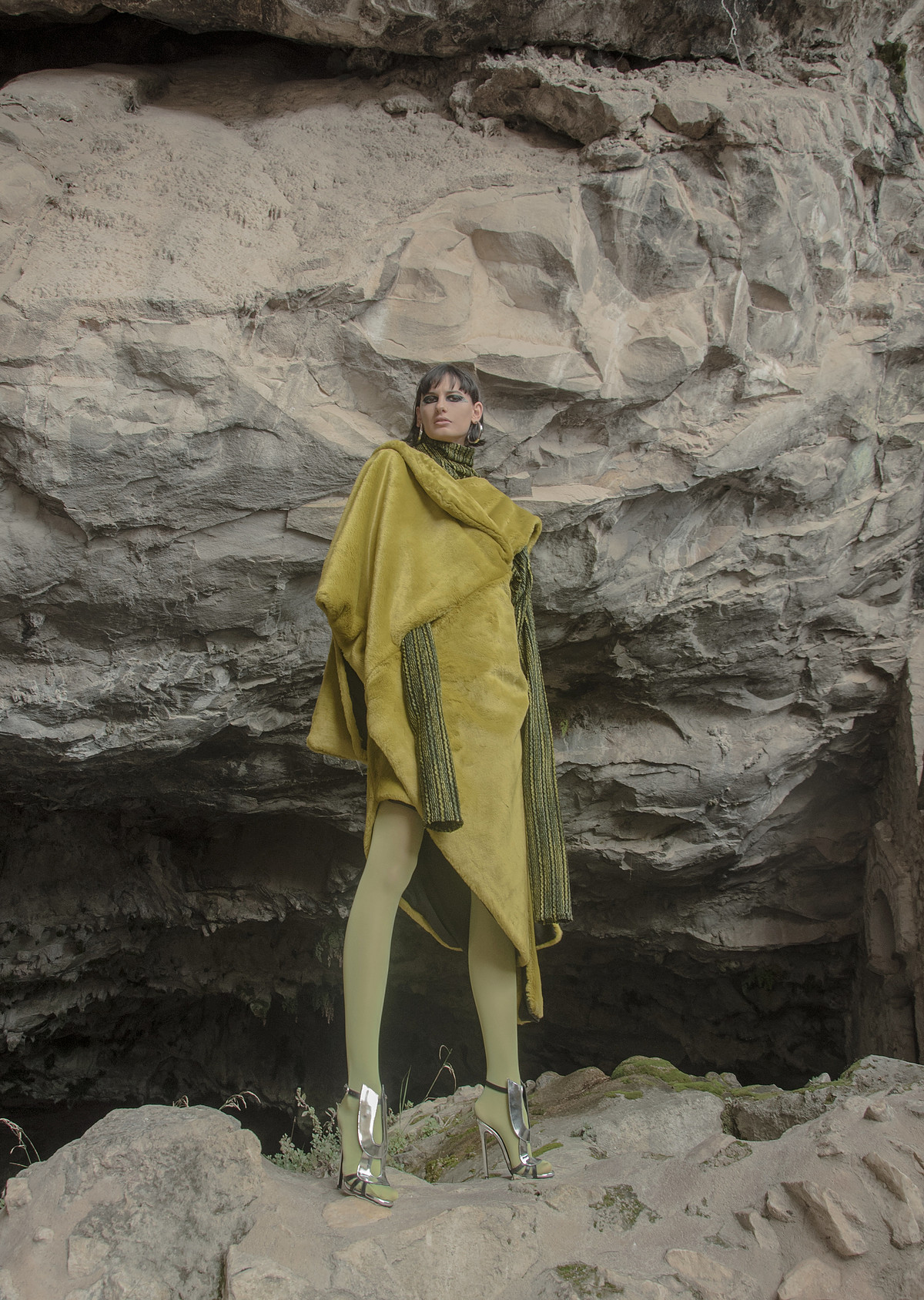 ALINA — Look 13