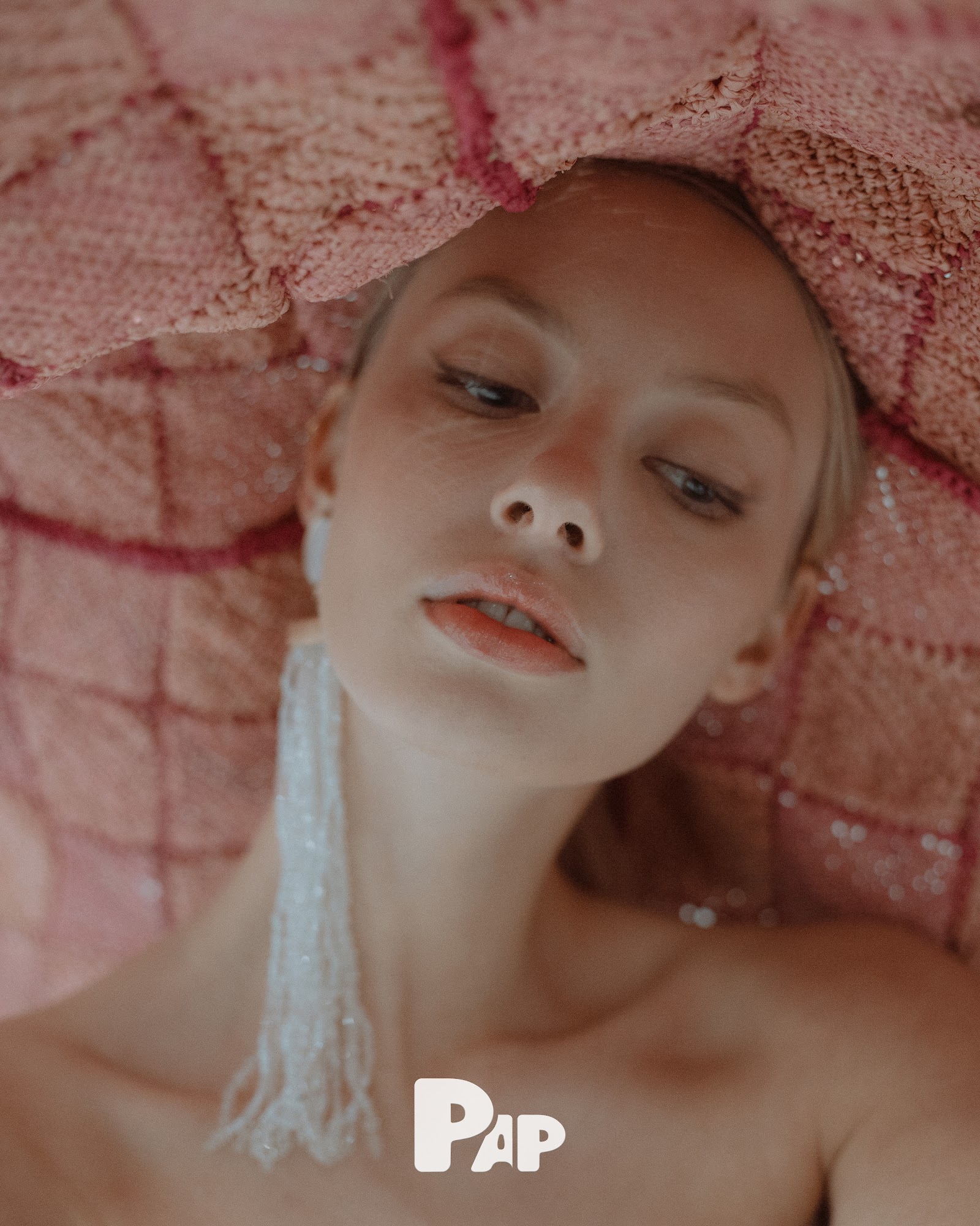 LAURA — Look 6