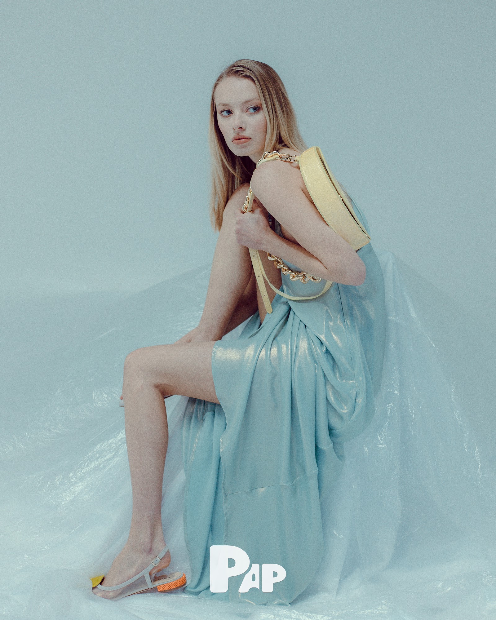 LAURA — Look 7