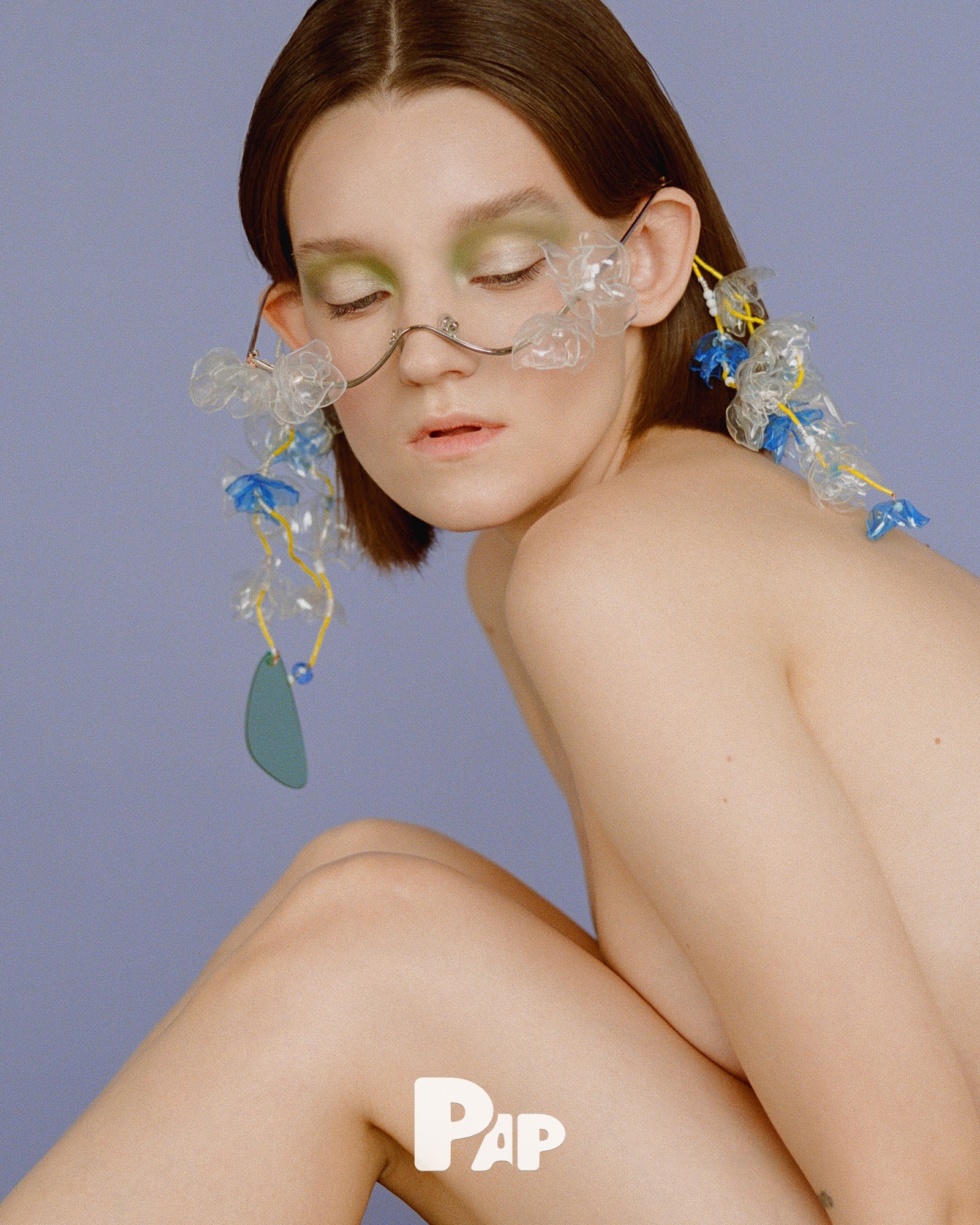 GAZING INTO THE SUN — Look 8