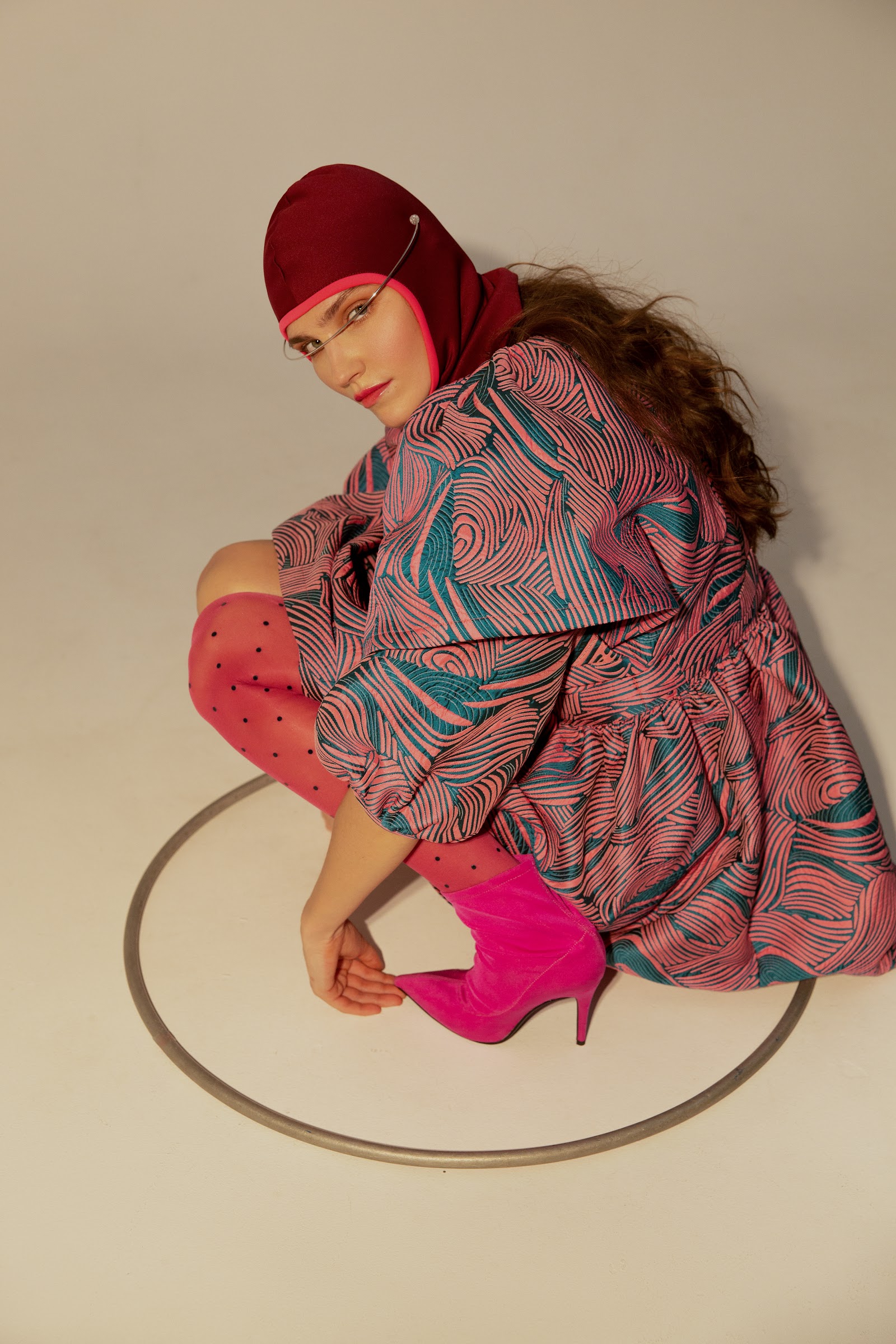THE CIRCLE IS THE ESSENCE — Look 3