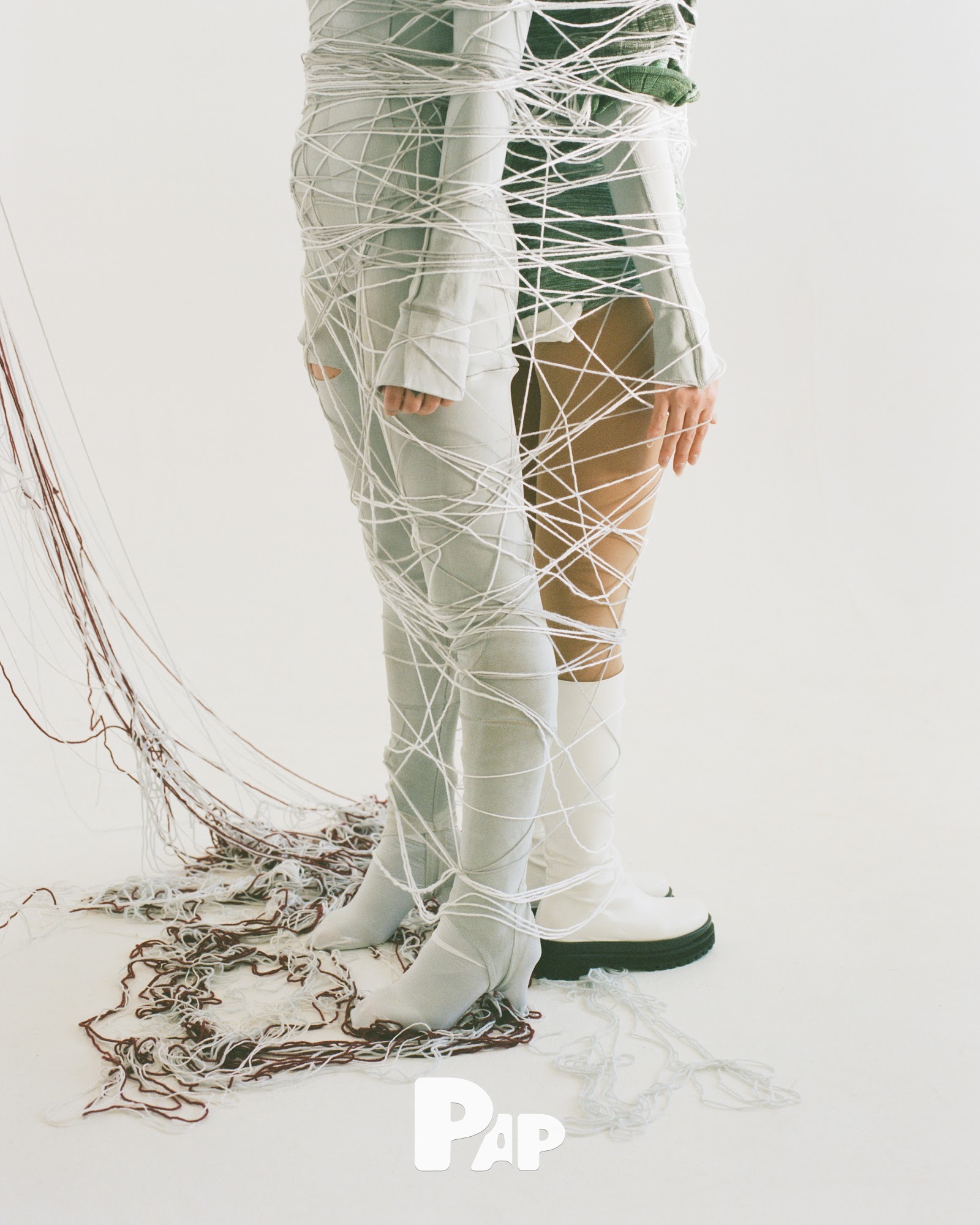 SYMBIOSIS — Look 4