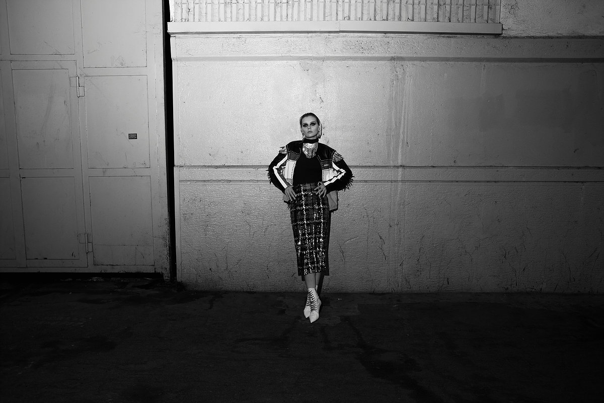 PUNK WESTERN — Look 7