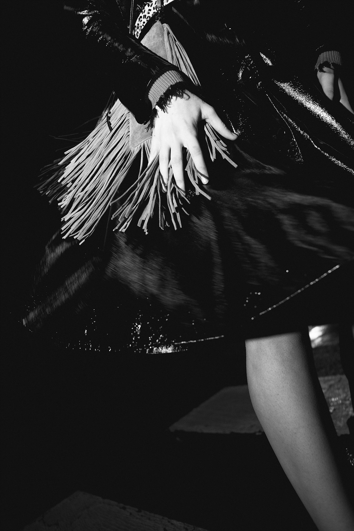 PUNK WESTERN — Look 10