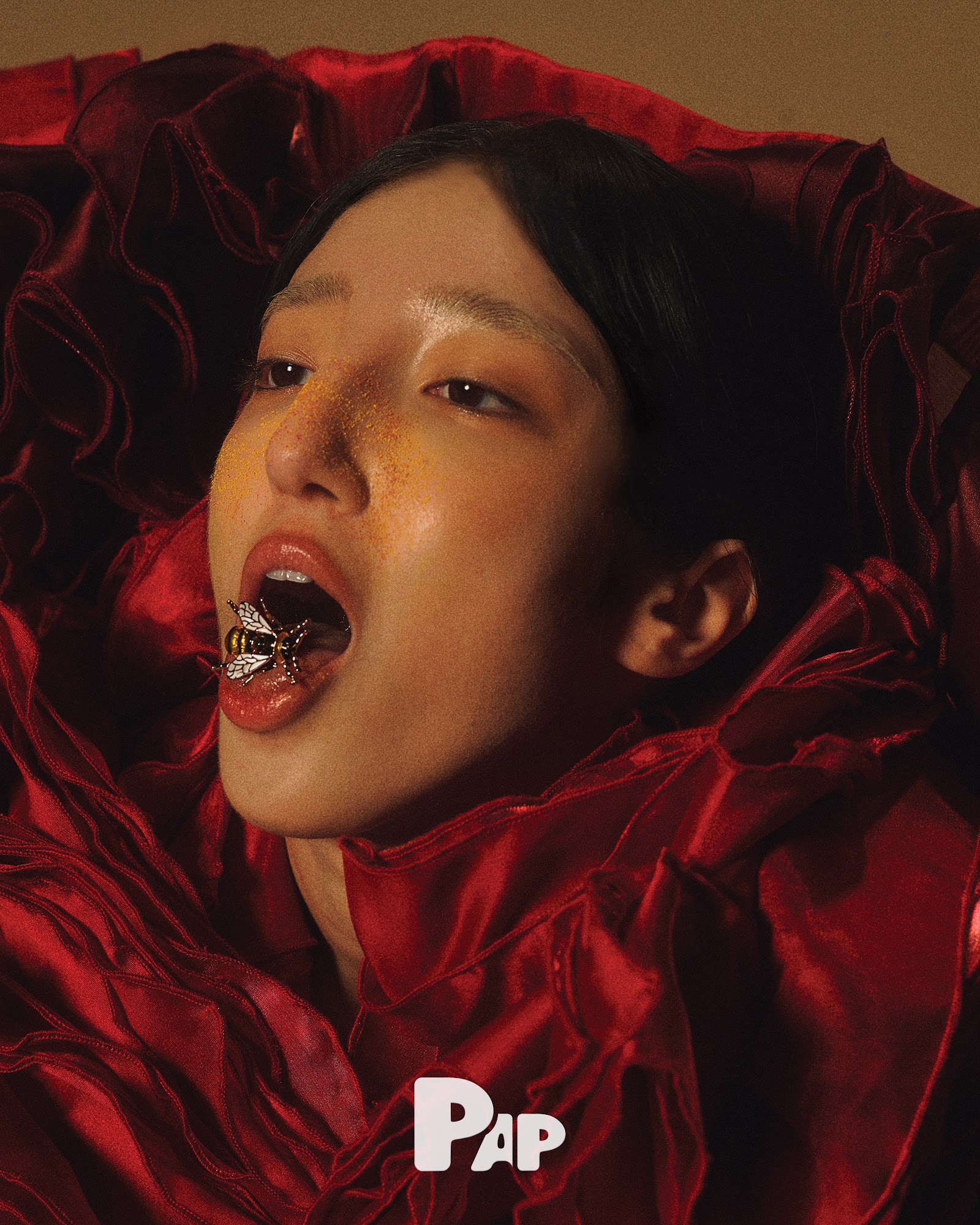 HERSTORY OF THE FLOWER — Look 3