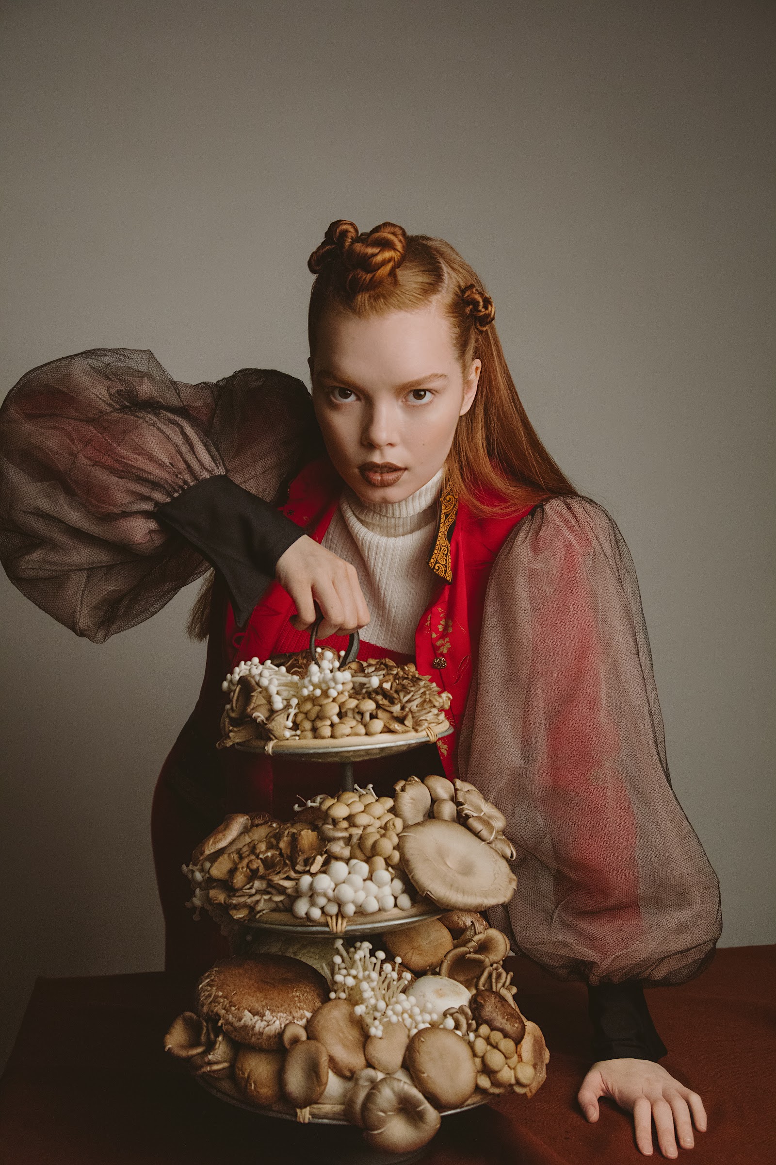 DAUGHTERS OF THE EARTH — Look 3