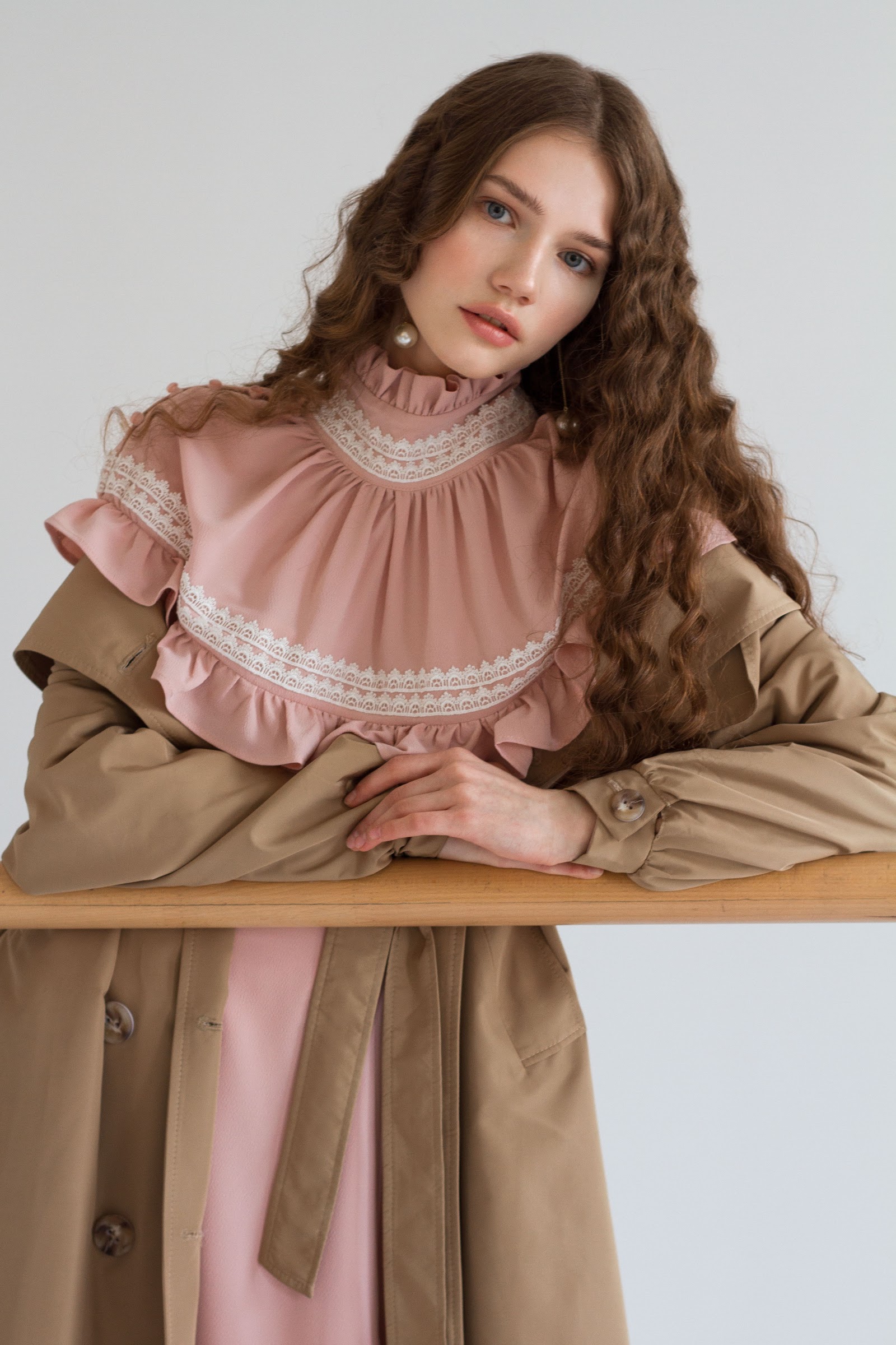 STEALING BEAUTY — Look 1