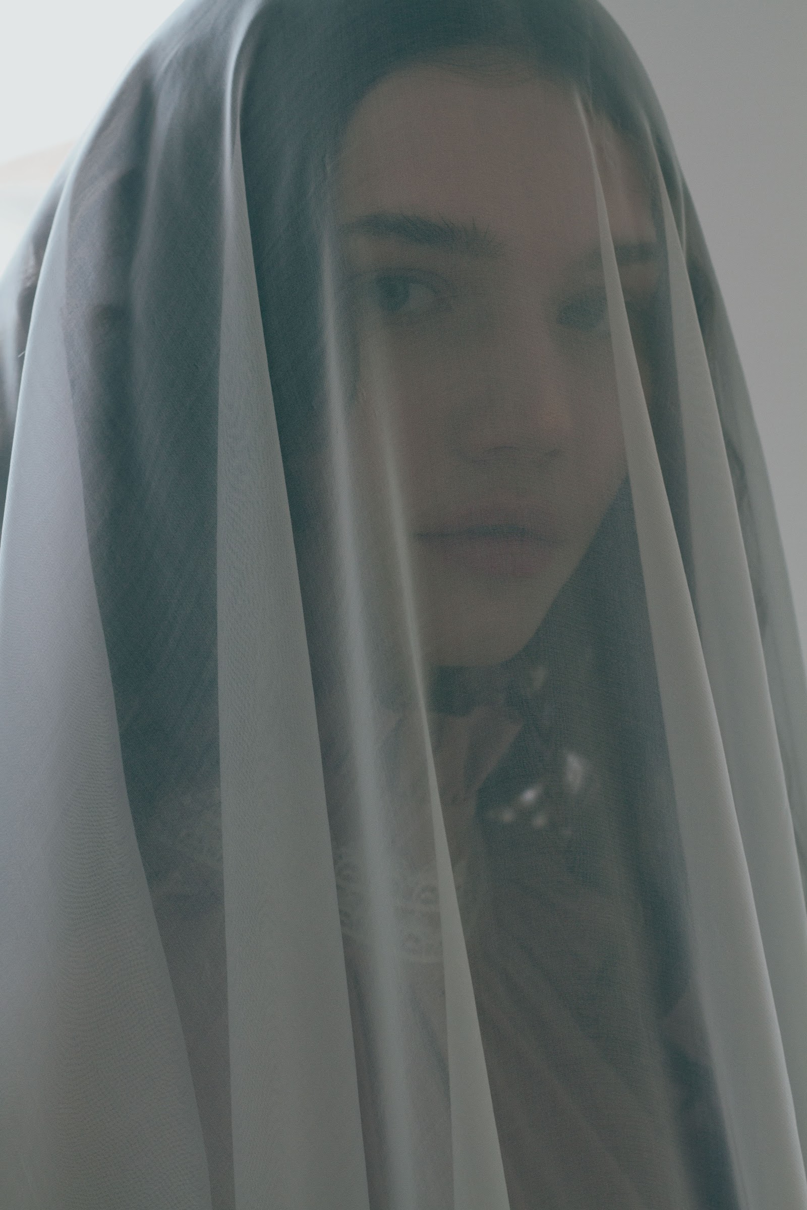STEALING BEAUTY — Look 12