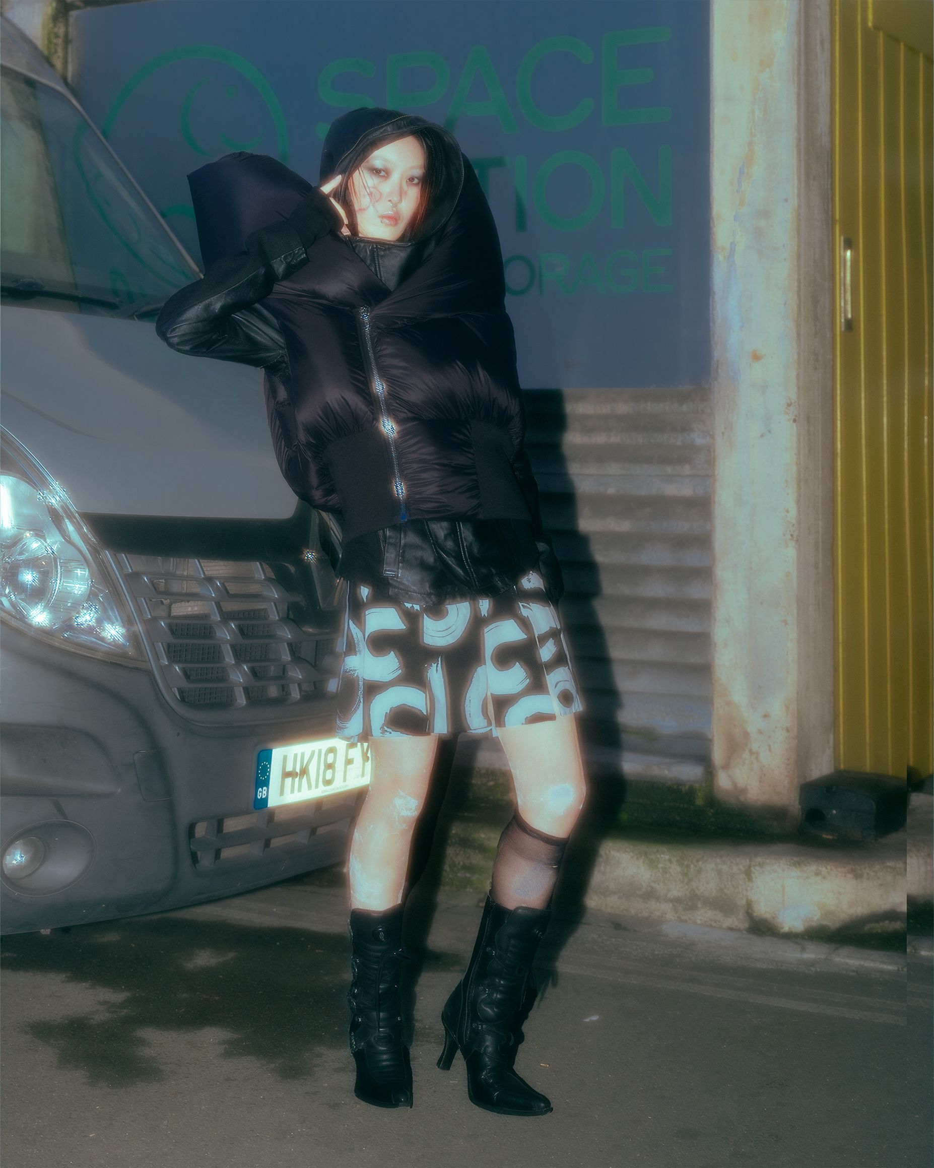 The ruins filled with stars — Look 5