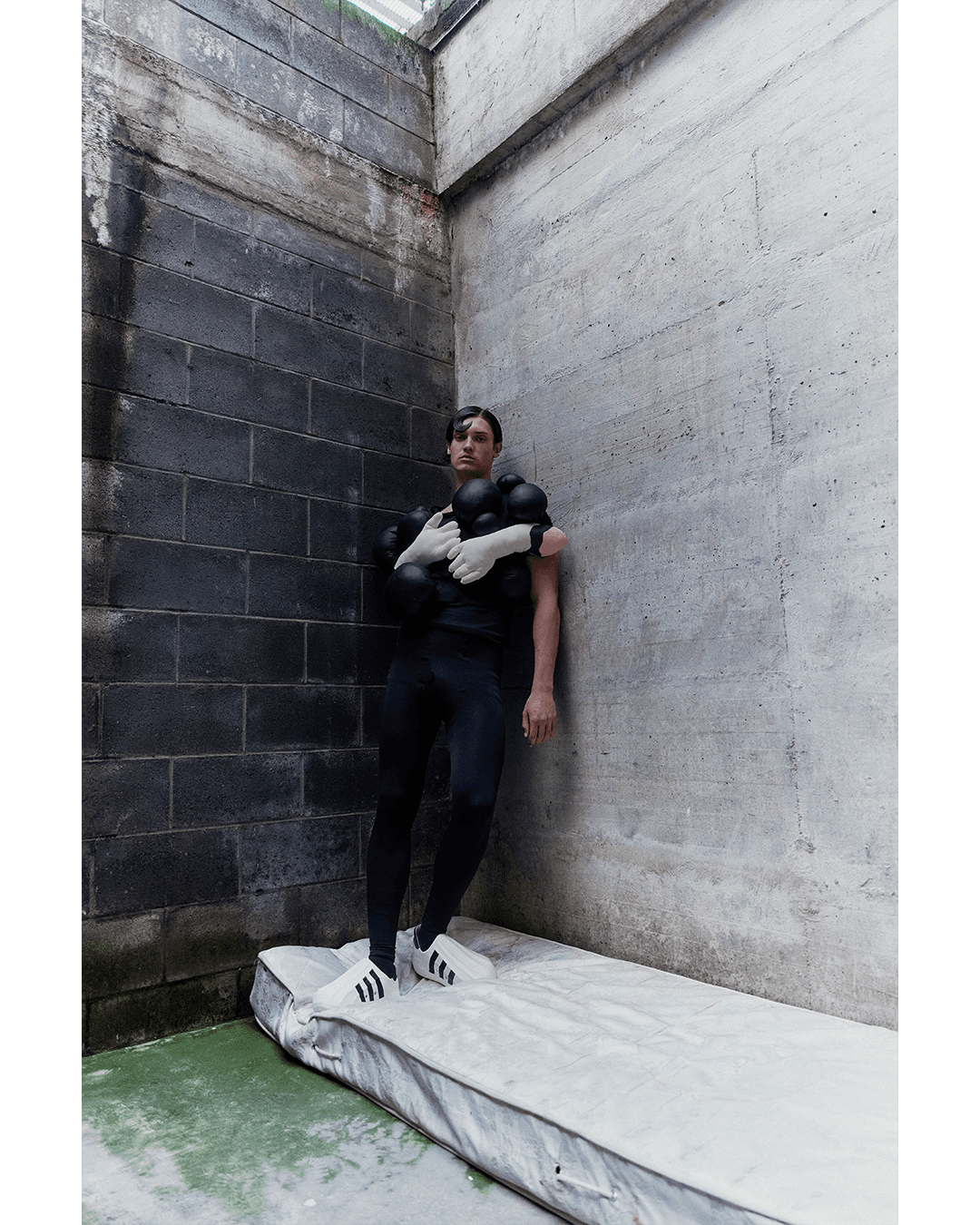 Meno Uno — Look 13
