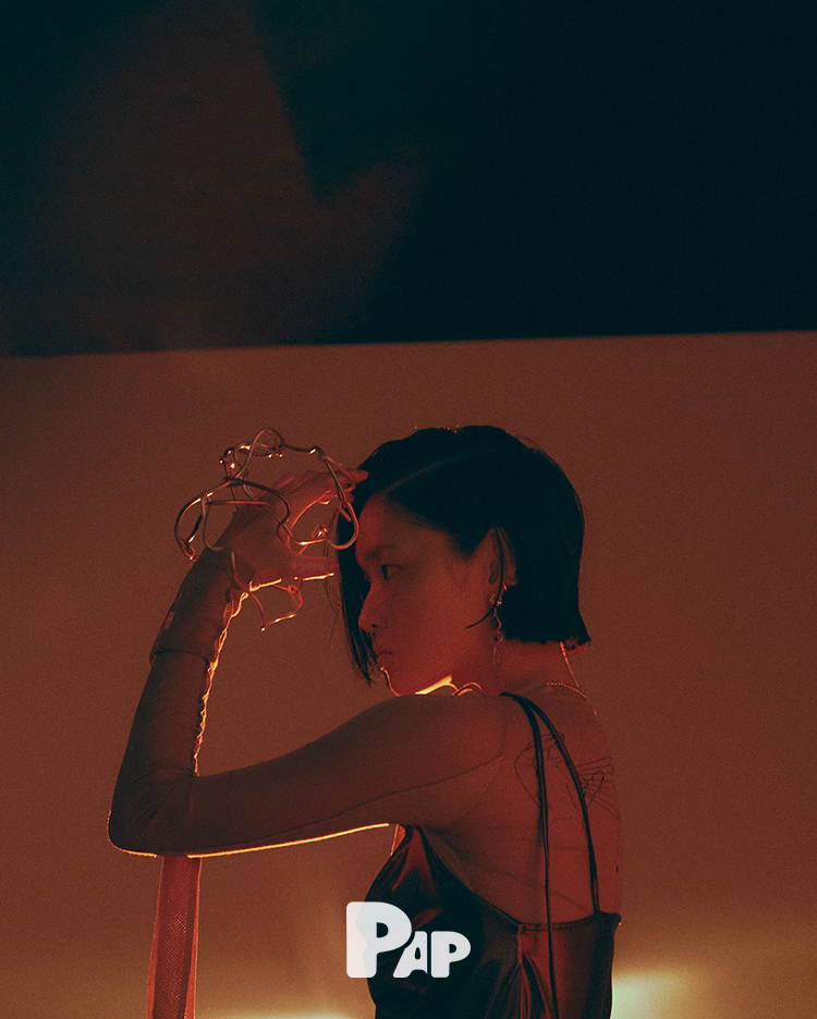 CUSTOM PARTS — Look 6