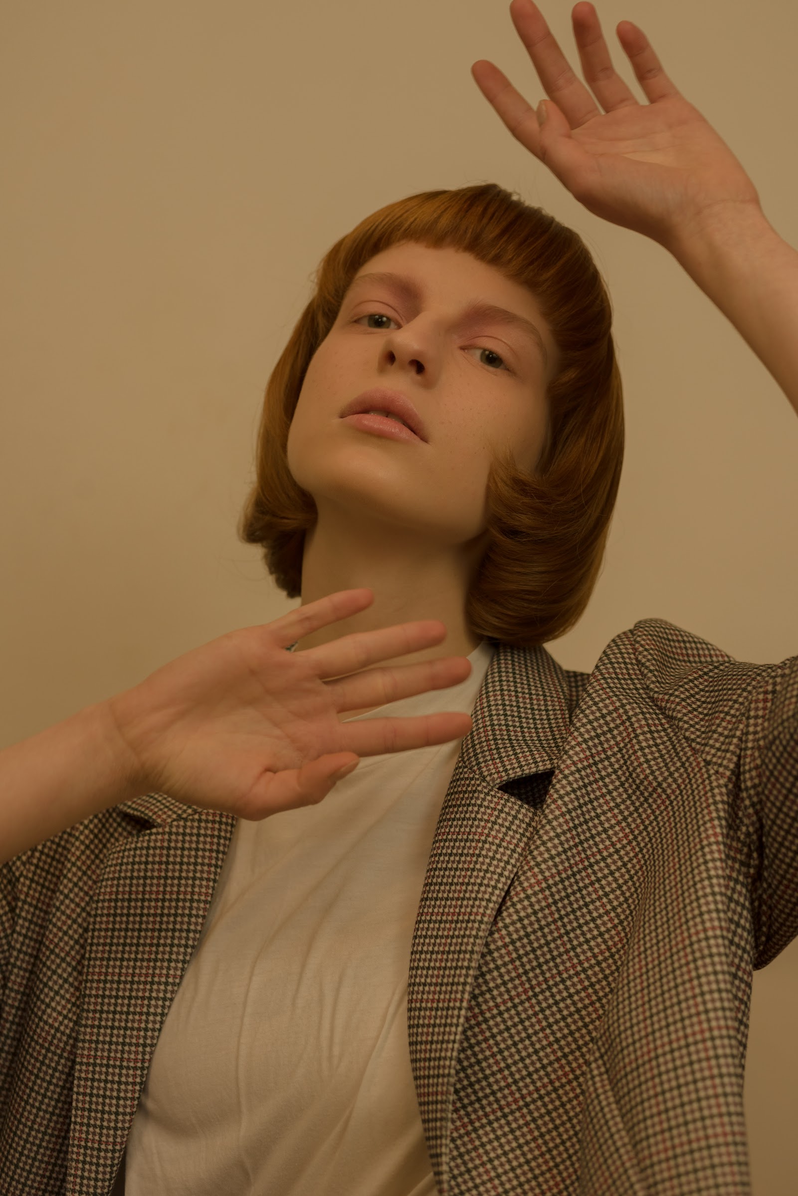 DIFFERENT GIRL — Look 8