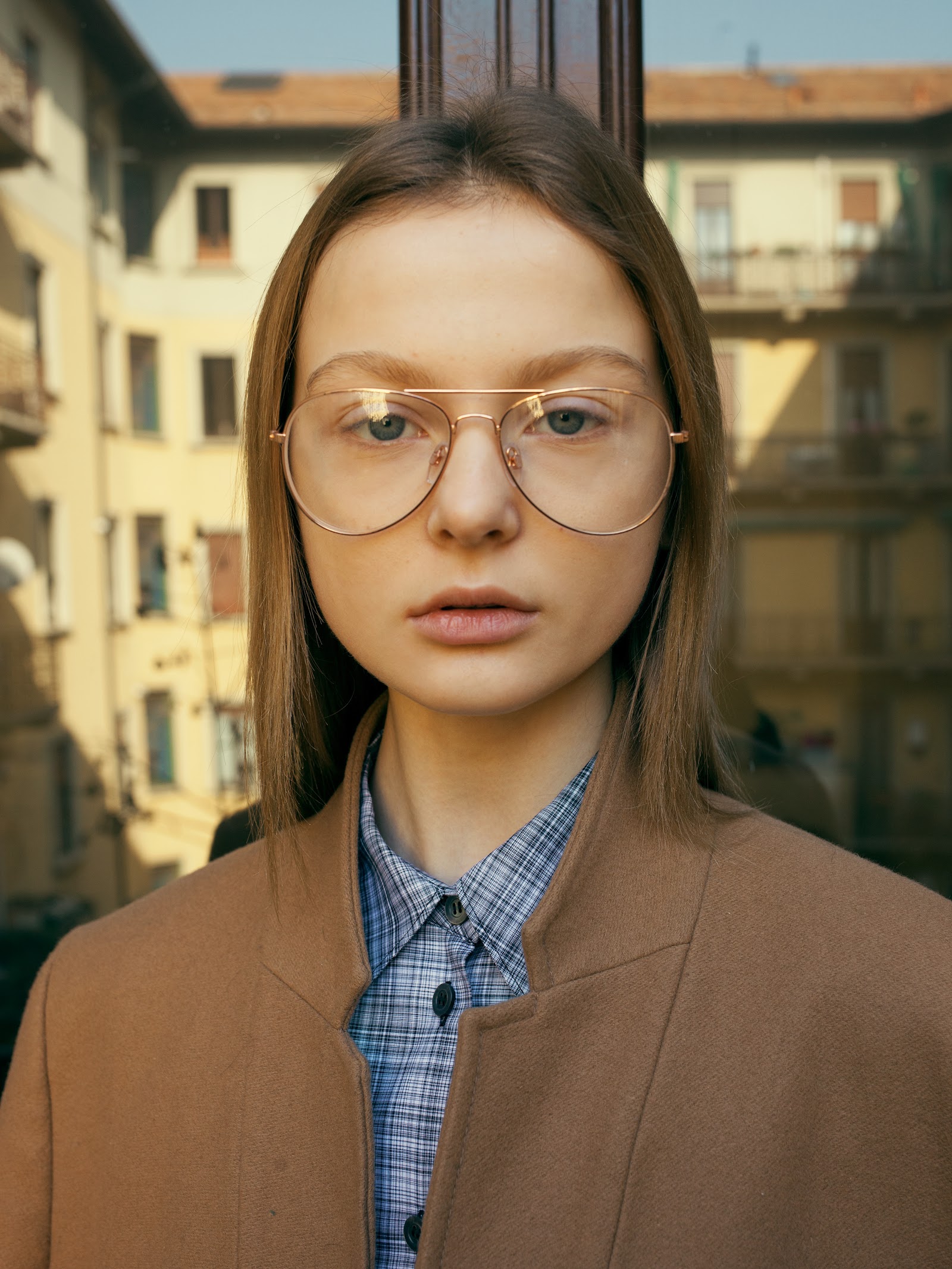 LEAVING — Look 5