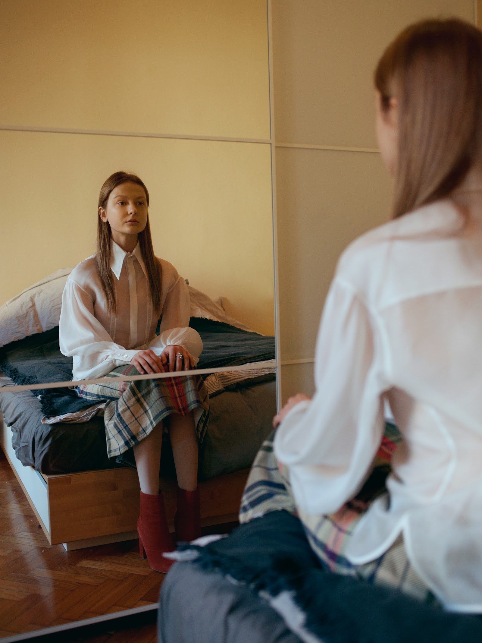 LEAVING — Look 6