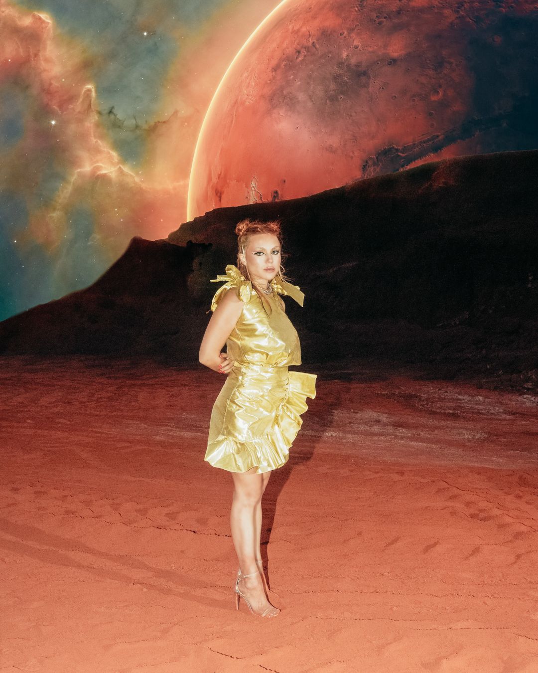 ANDROMEDA — Look 17