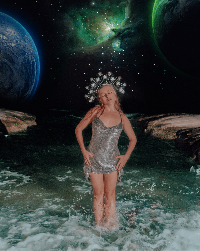 ANDROMEDA — Look 20