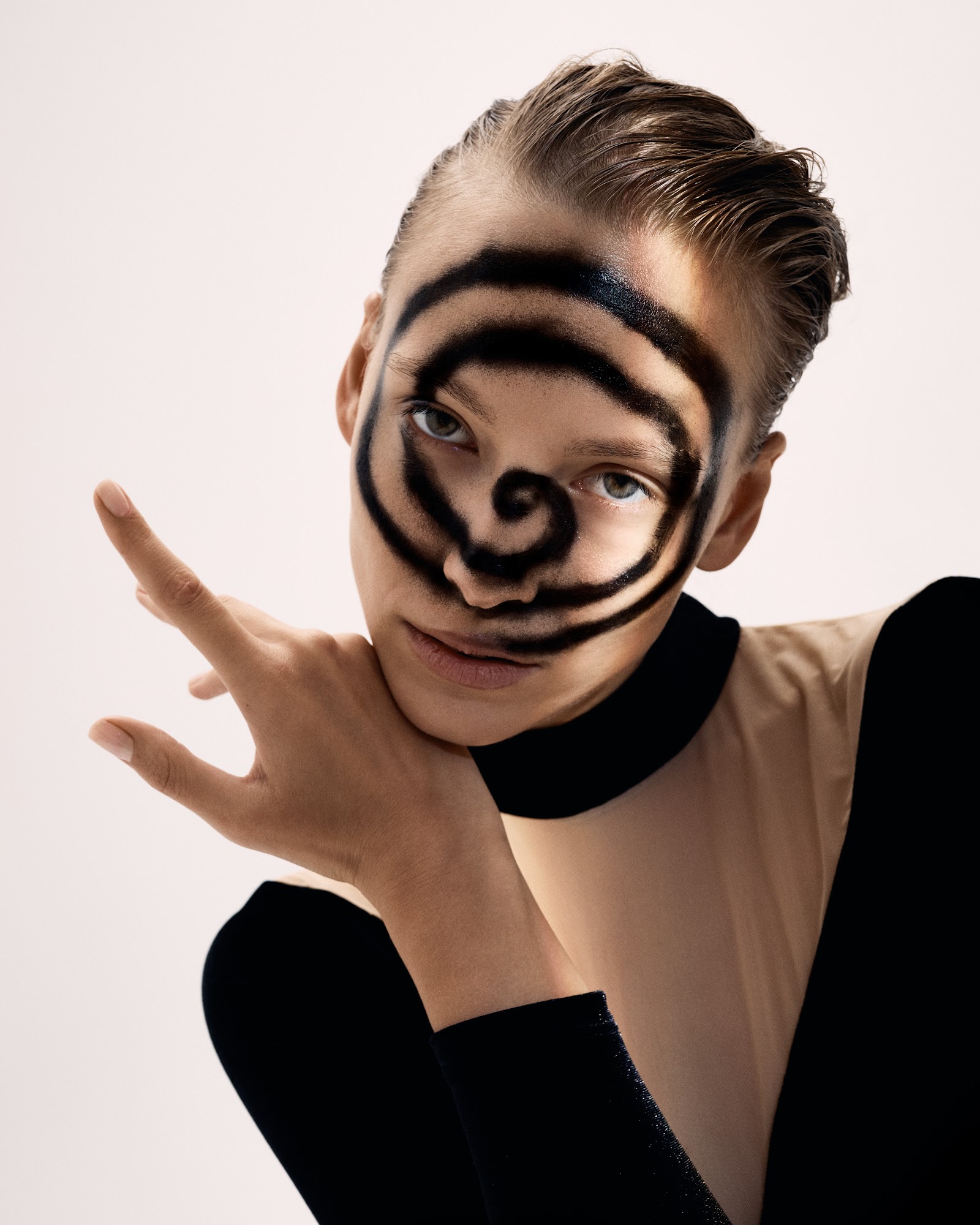 MOV — Look 2
