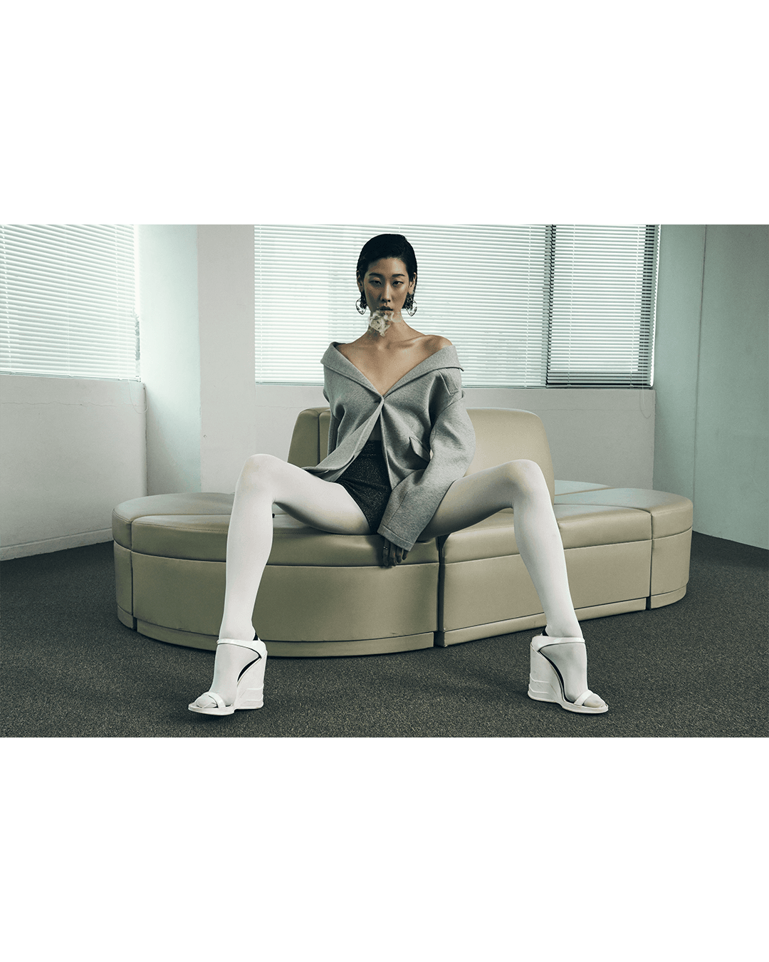 A company in a dream — Look 6