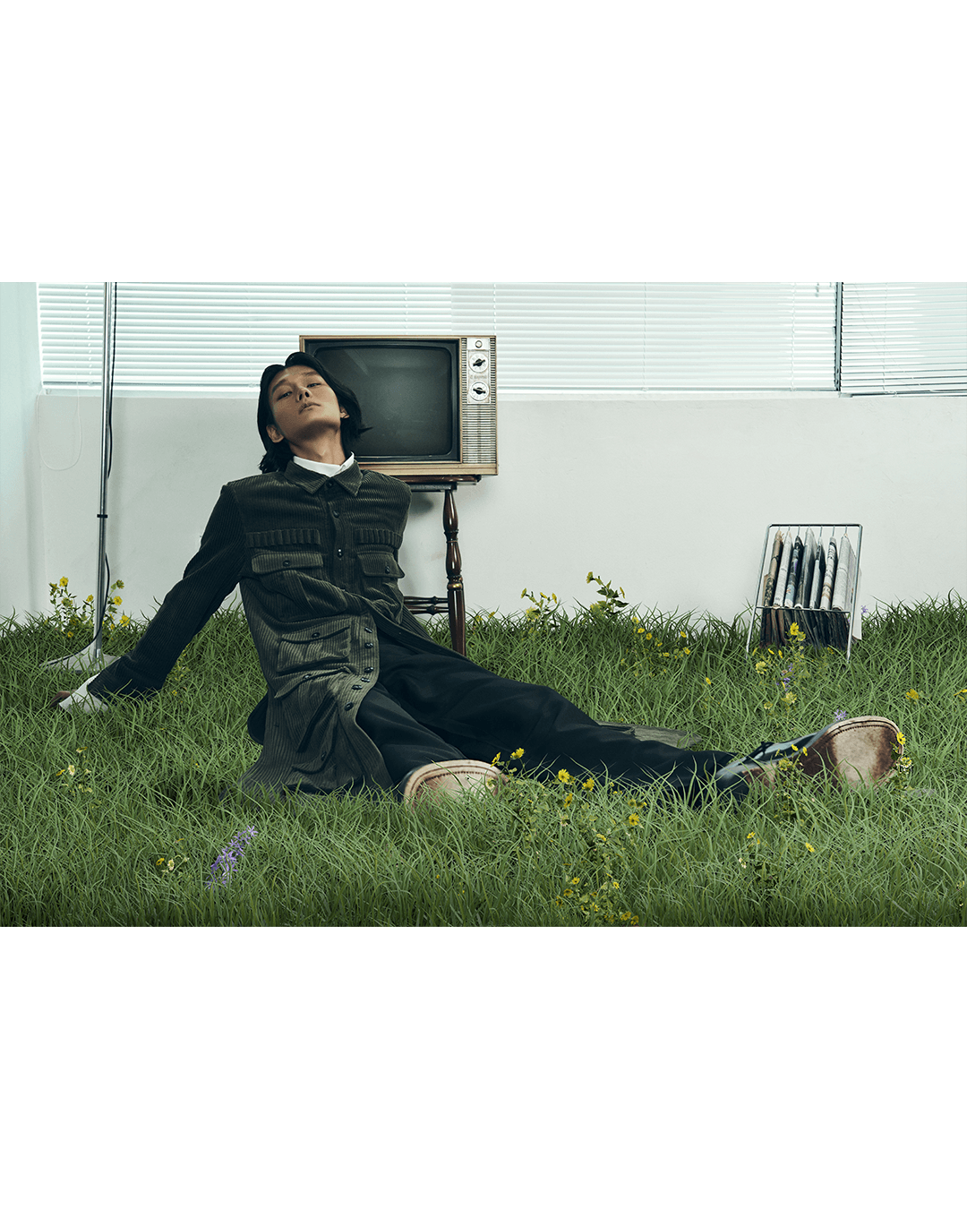 A company in a dream — Look 7